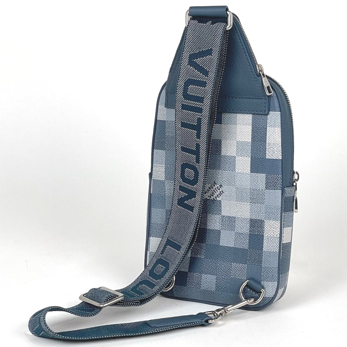 Louis Vuitton Dark Blue Sling Bag (Pre-Owned)