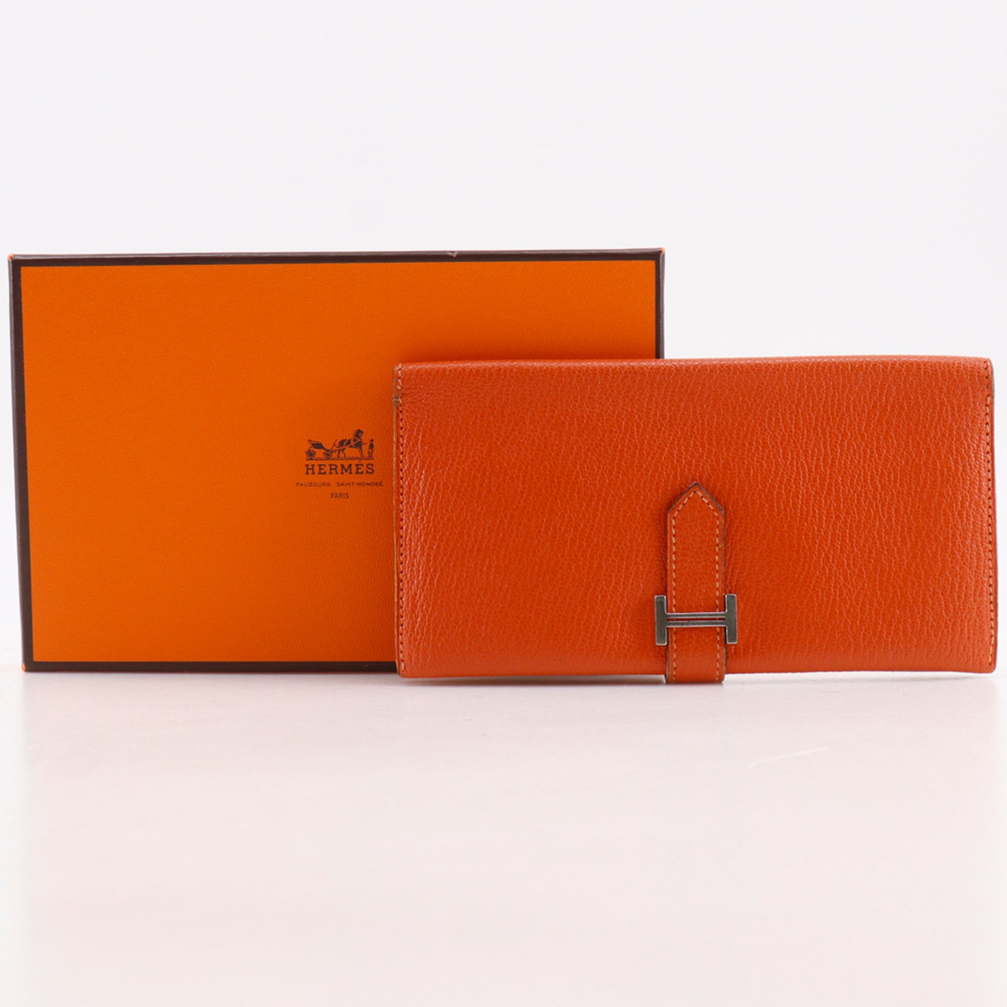 Hermes Orange Chevre Leather Long Wallet (Bi-Fold) (Pre-Owned)