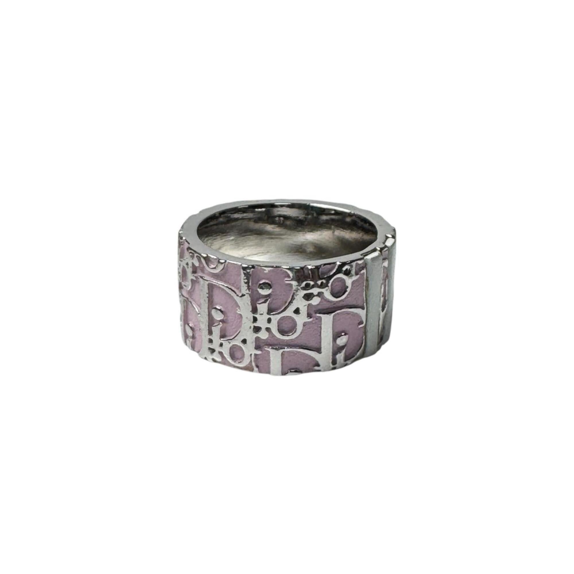 Christian Dior Silver Pink Metal Band Ring (Pre-Owned)