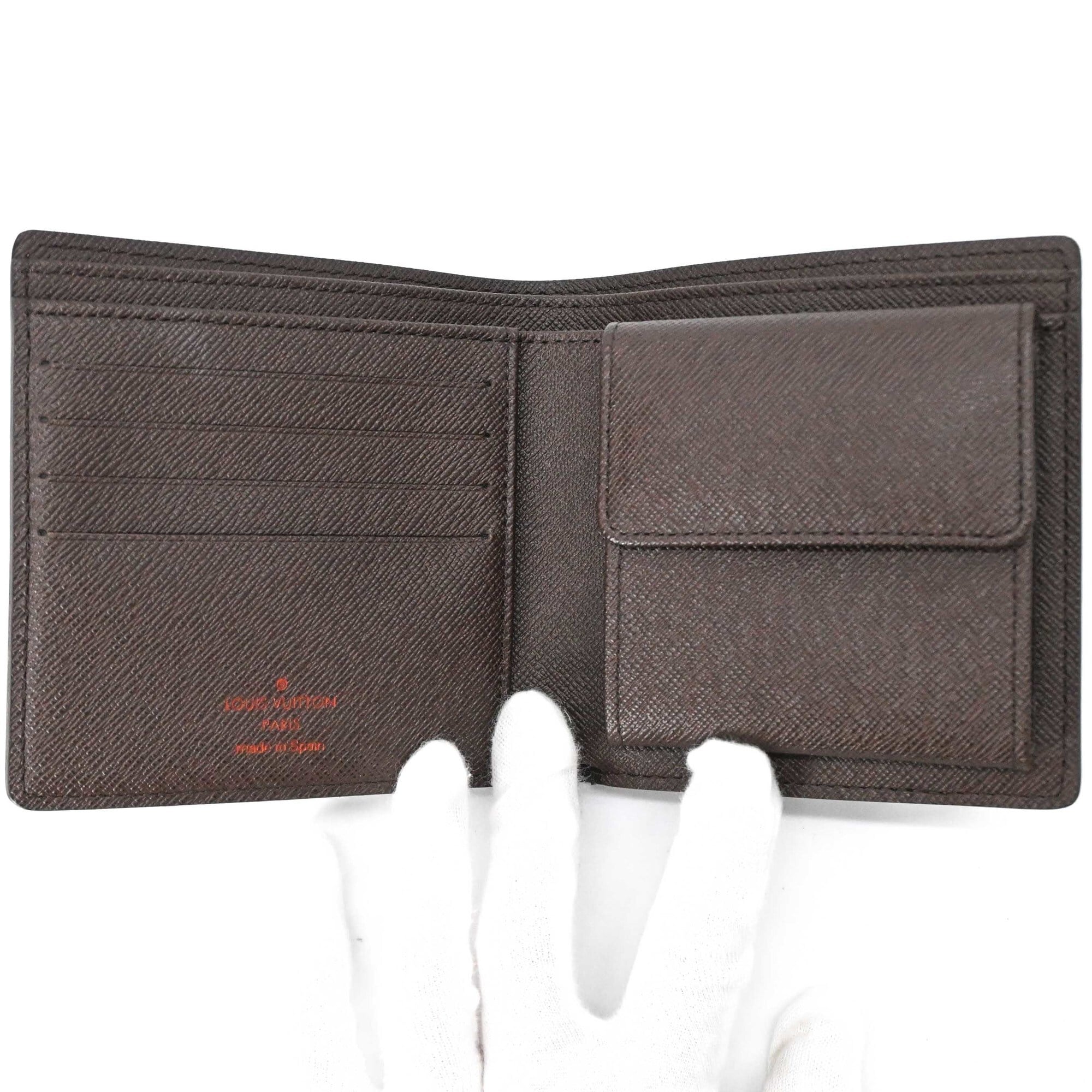 Louis Vuitton Brown Damier Graphite Wallet (Bi-Fold) (Pre-Owned)