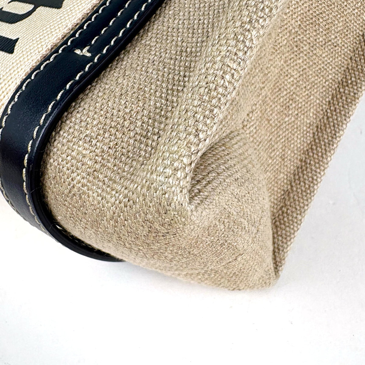 Chloé Beige Canvas Leather Tote Bag (Pre-Owned)