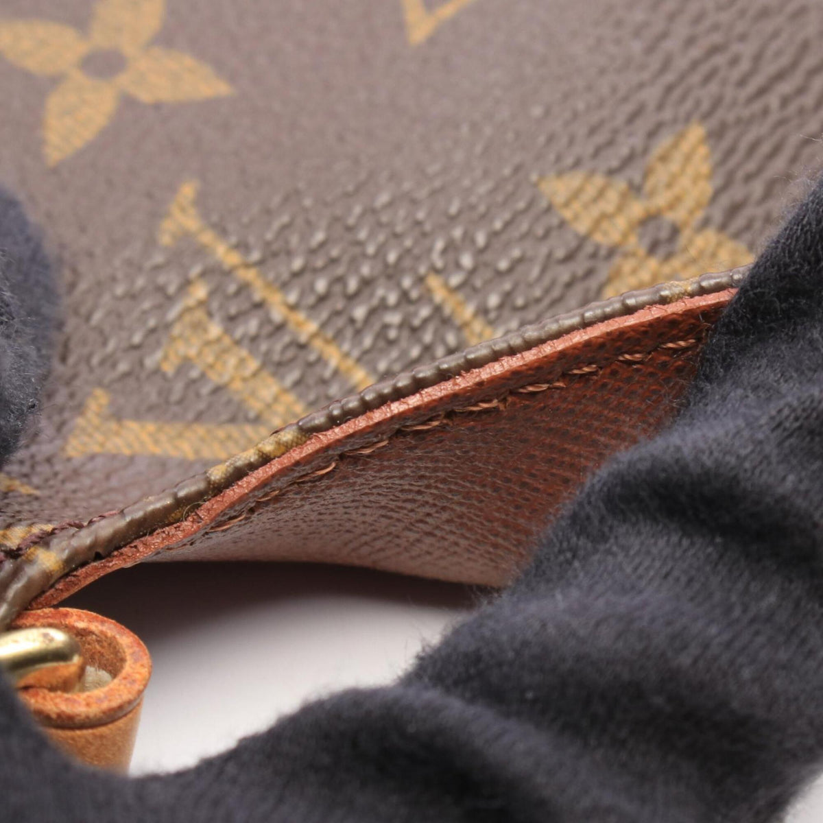 Louis Vuitton Brown Monogram Coated Canvas Leather Handbag Shoulder Bag (Pre-Owned)