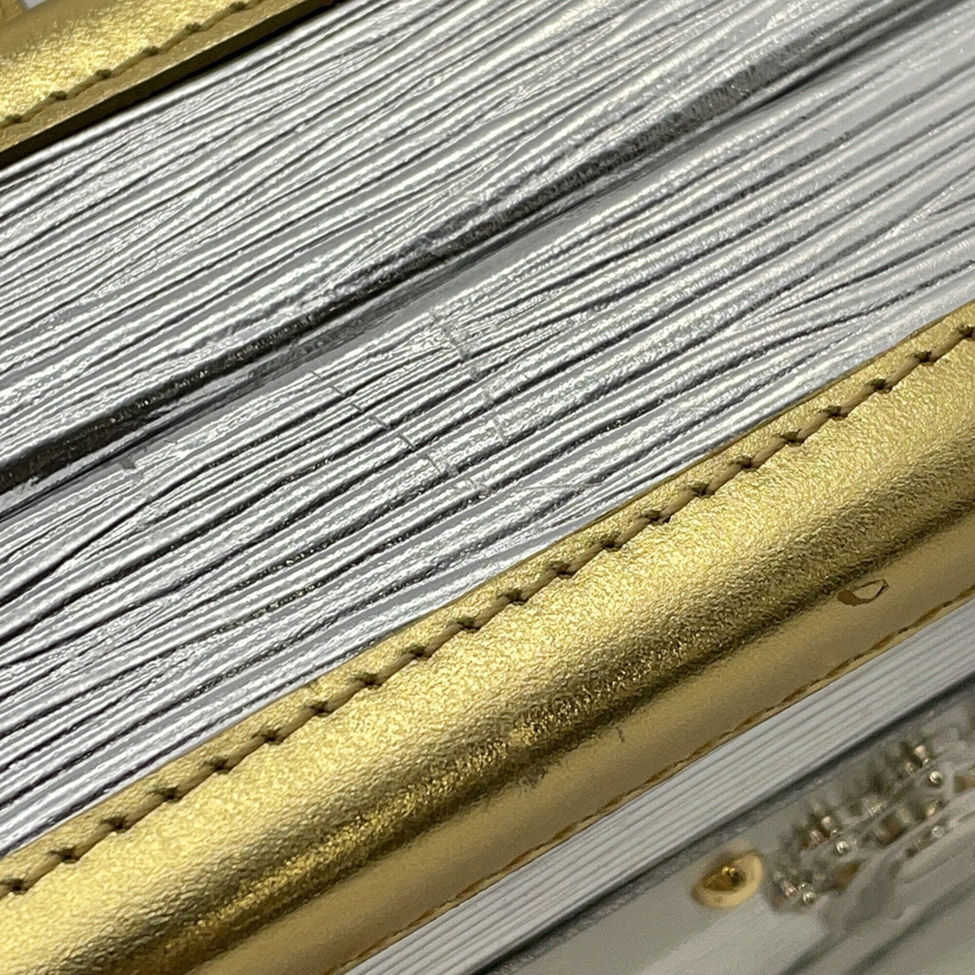 Louis Vuitton Gold Silver Clutch Bag Handbag Shoulder Bag (Pre-Owned)
