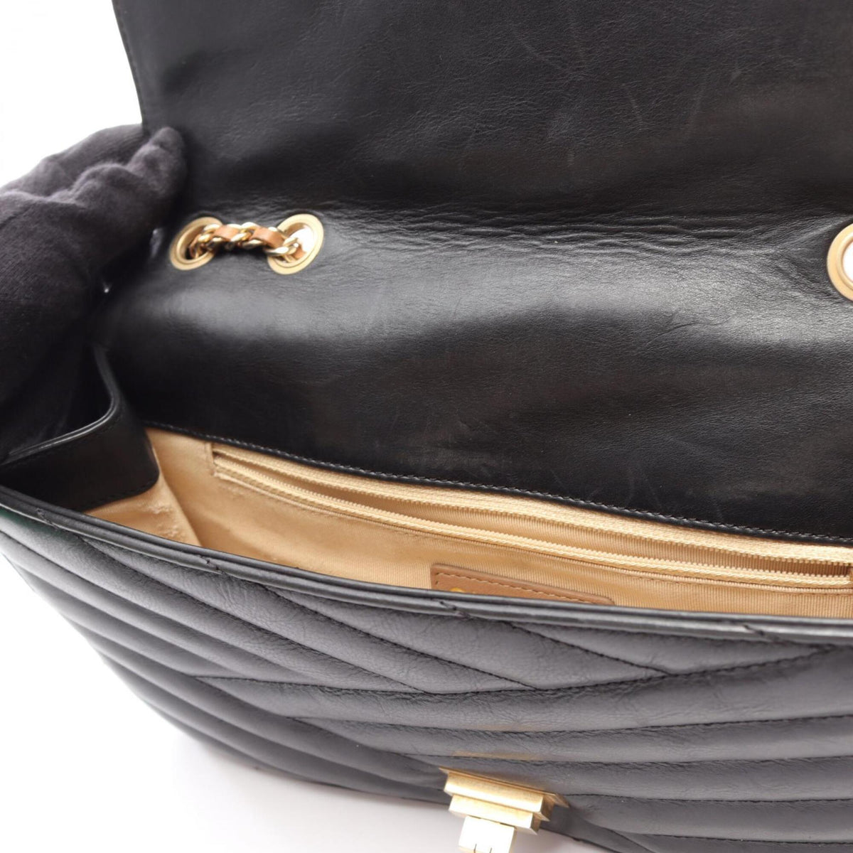Chanel Black Leather Handbag Shoulder Bag (Pre-Owned)