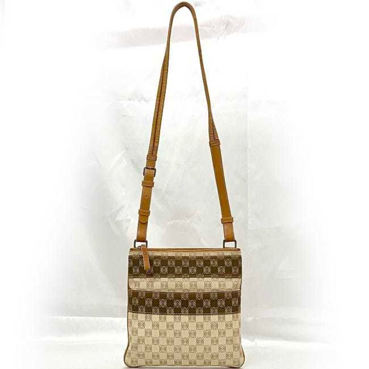 Loewe Beige Orange Canvas Leather Shoulder Bag (Pre-Owned)