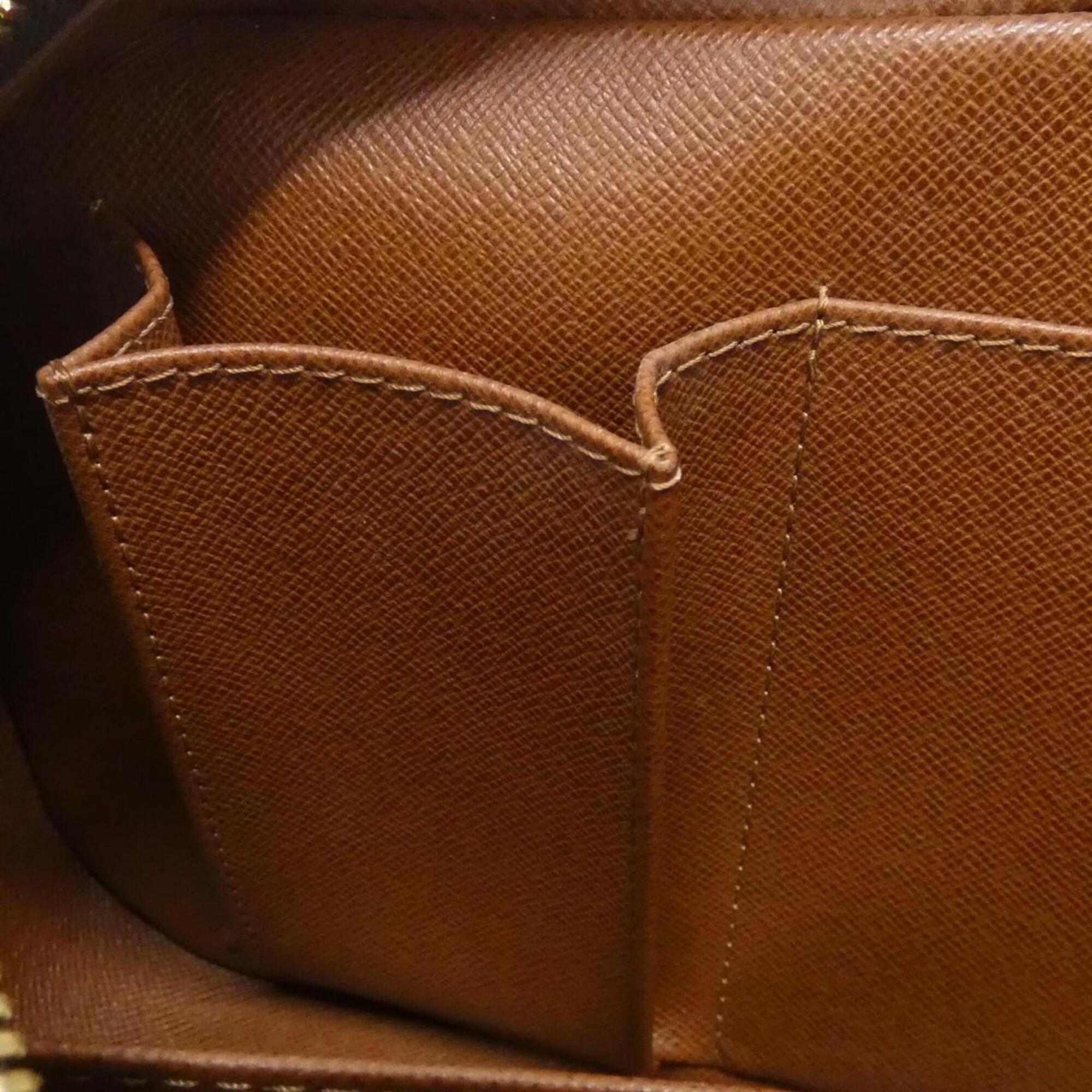 Louis Vuitton Brown Coated Canvas Shoulder Bag (Pre-Owned)