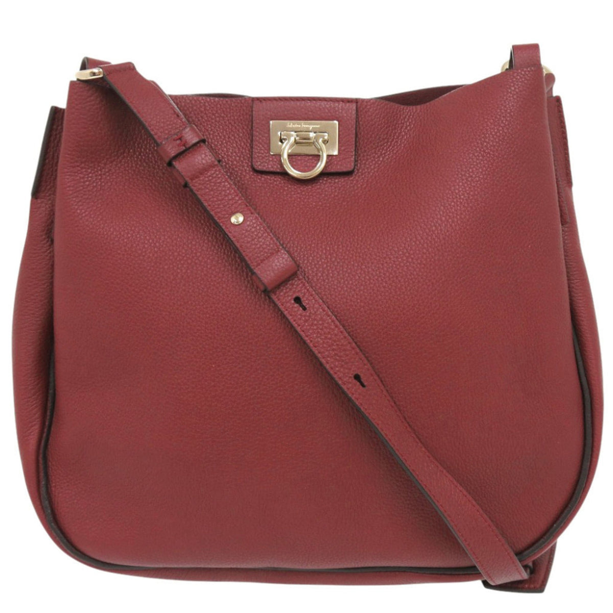 Salvatore Ferragamo Red Color Leather Shoulder Bag (Pre-Owned)