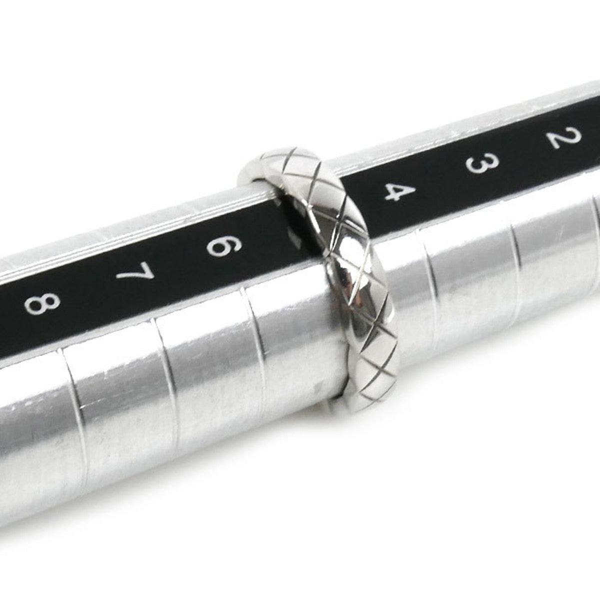 Chanel White Gold (18K) Band Ring (Pre-Owned)