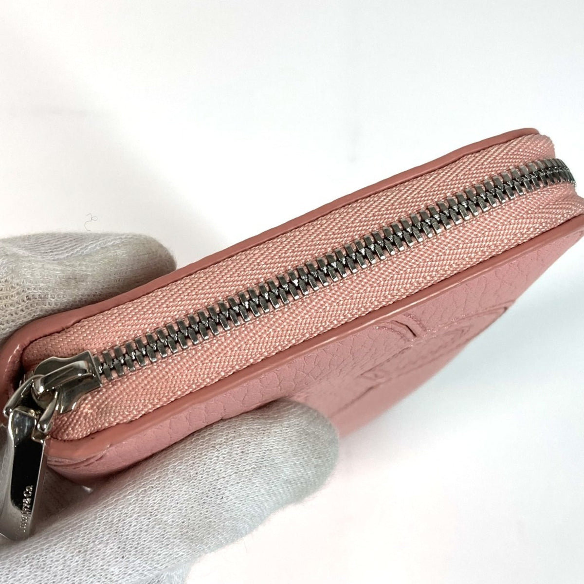 Tiffany Pink Leather Long Wallet (Bi-Fold) (Pre-Owned)