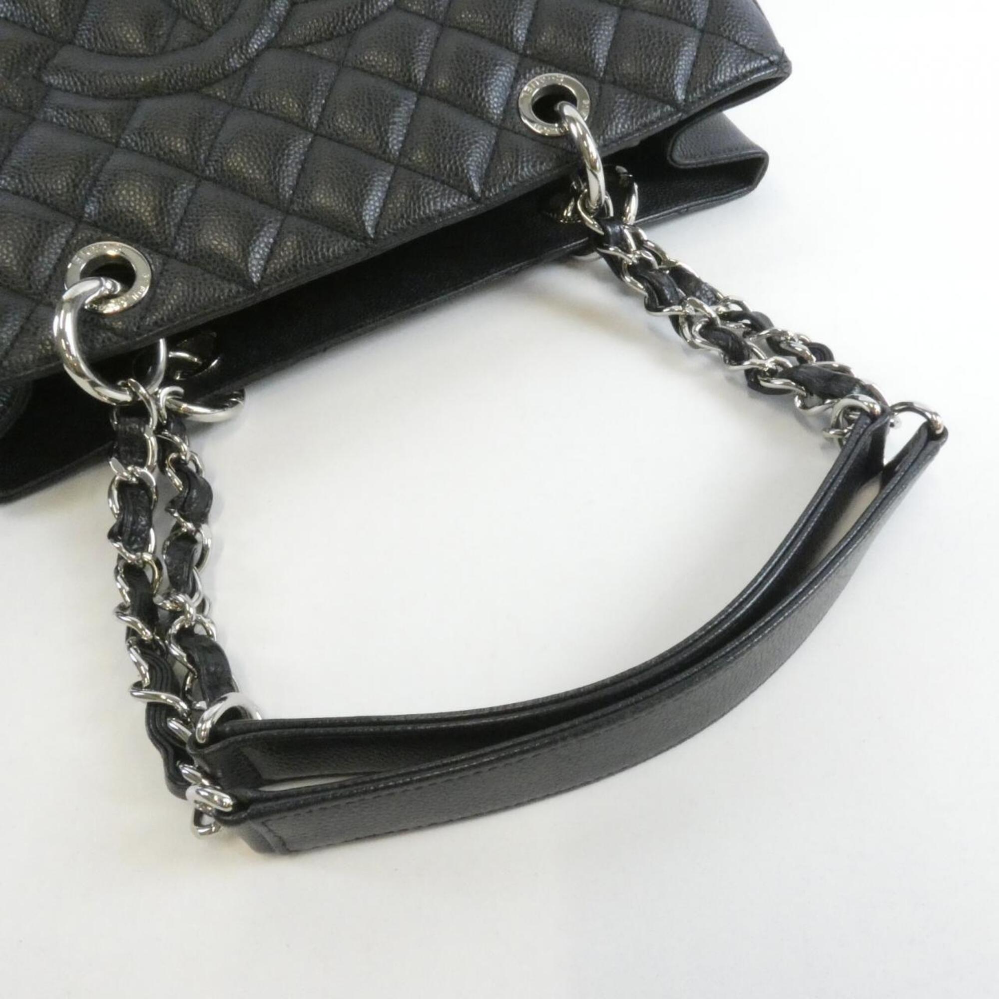 Chanel Black Grained Calfskin Shoulder Bag (Pre-Owned)