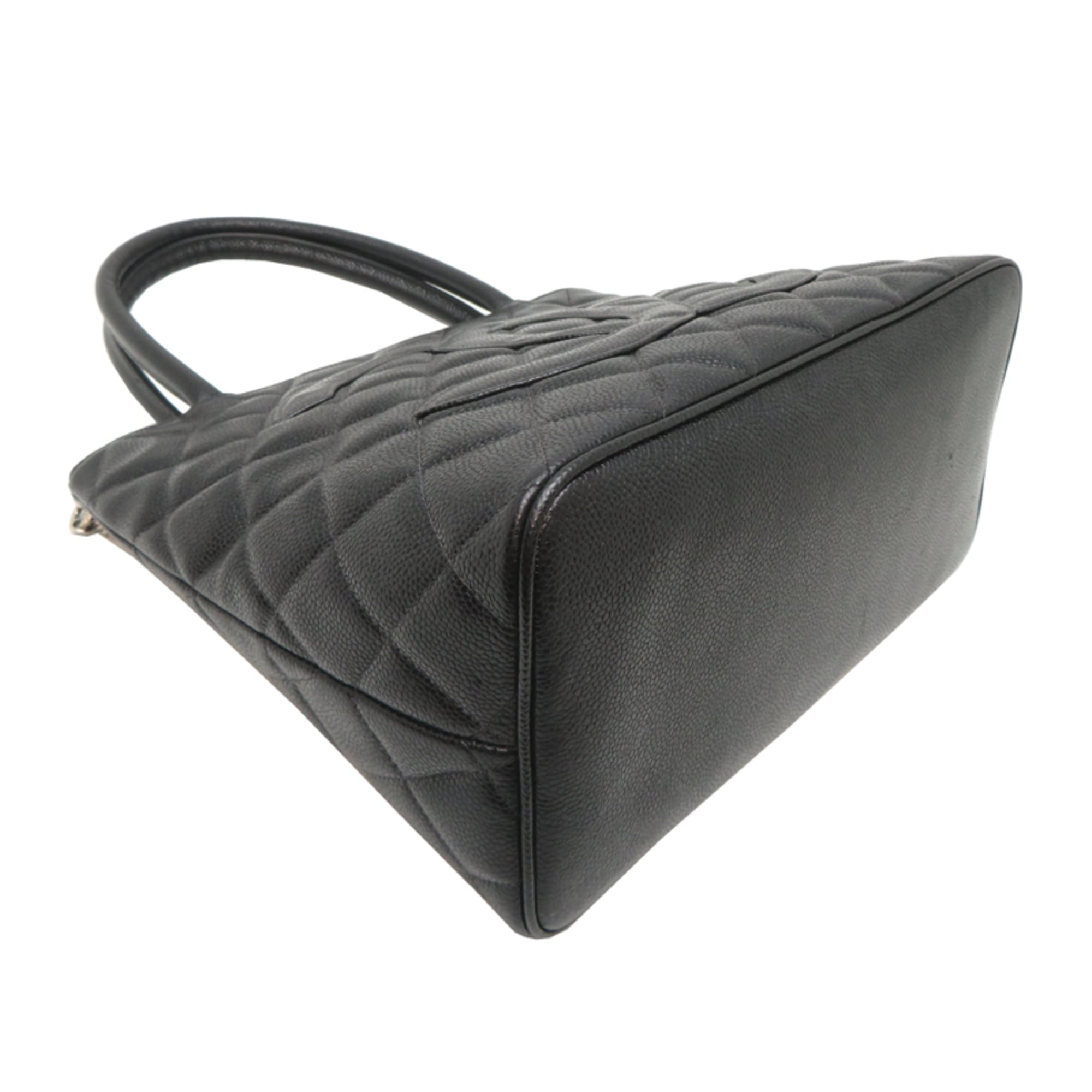 Chanel Black Grained Calfskin Tote Bag (Pre-Owned)