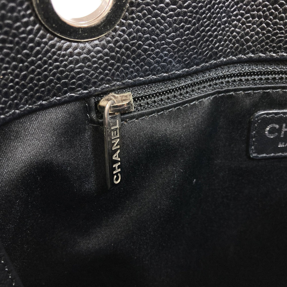 Chanel Black Tote Bag (Pre-Owned)