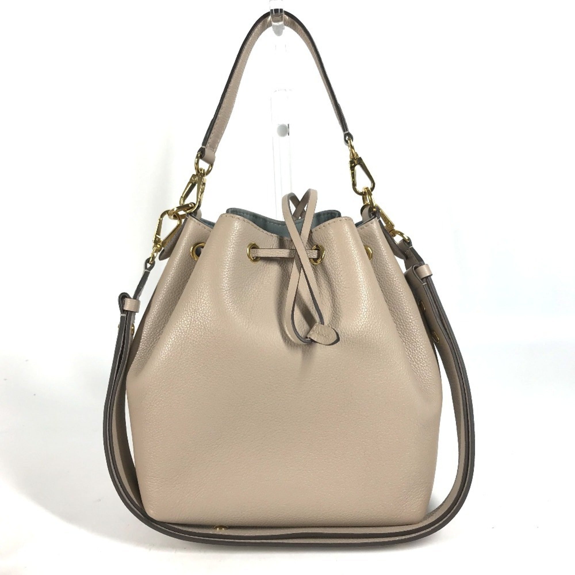 Louis Vuitton Beige Sand Leather Handbag Shoulder Bag (Pre-Owned)