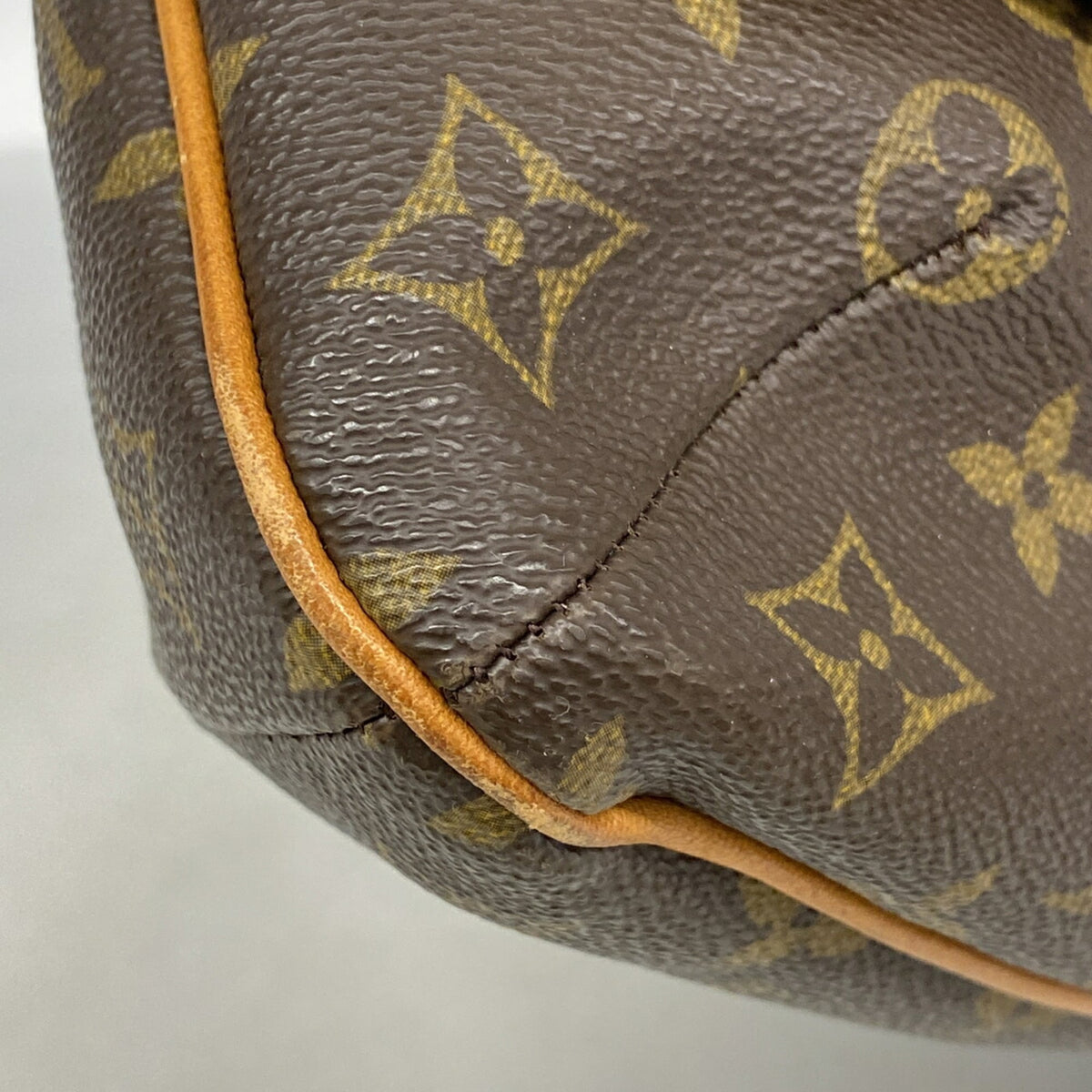 Louis Vuitton Brown Shoulder Bag (Pre-Owned)