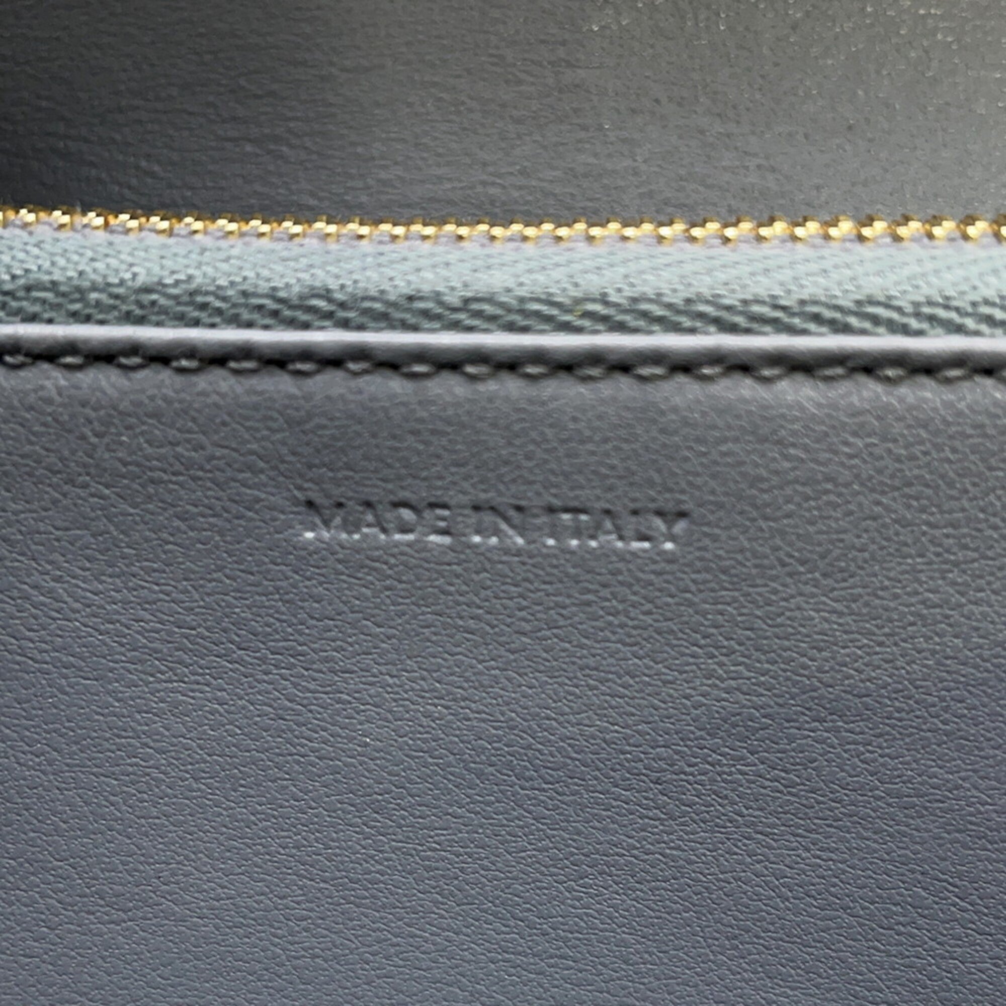 Celine Leather Long Wallet (Bi-Fold) (Pre-Owned)