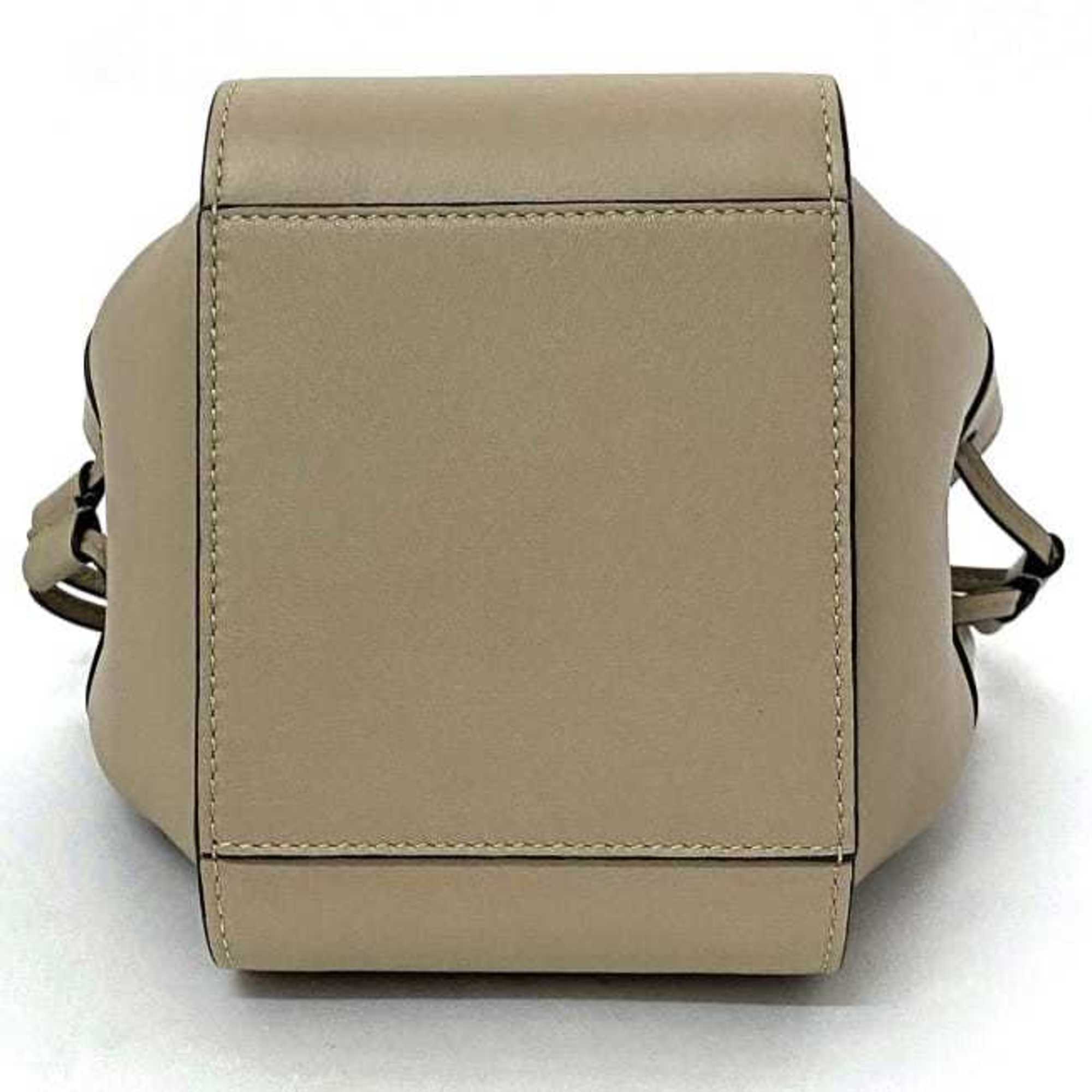 Loewe Hammock Beige Leather Handbag Shoulder Bag (Pre-Owned)