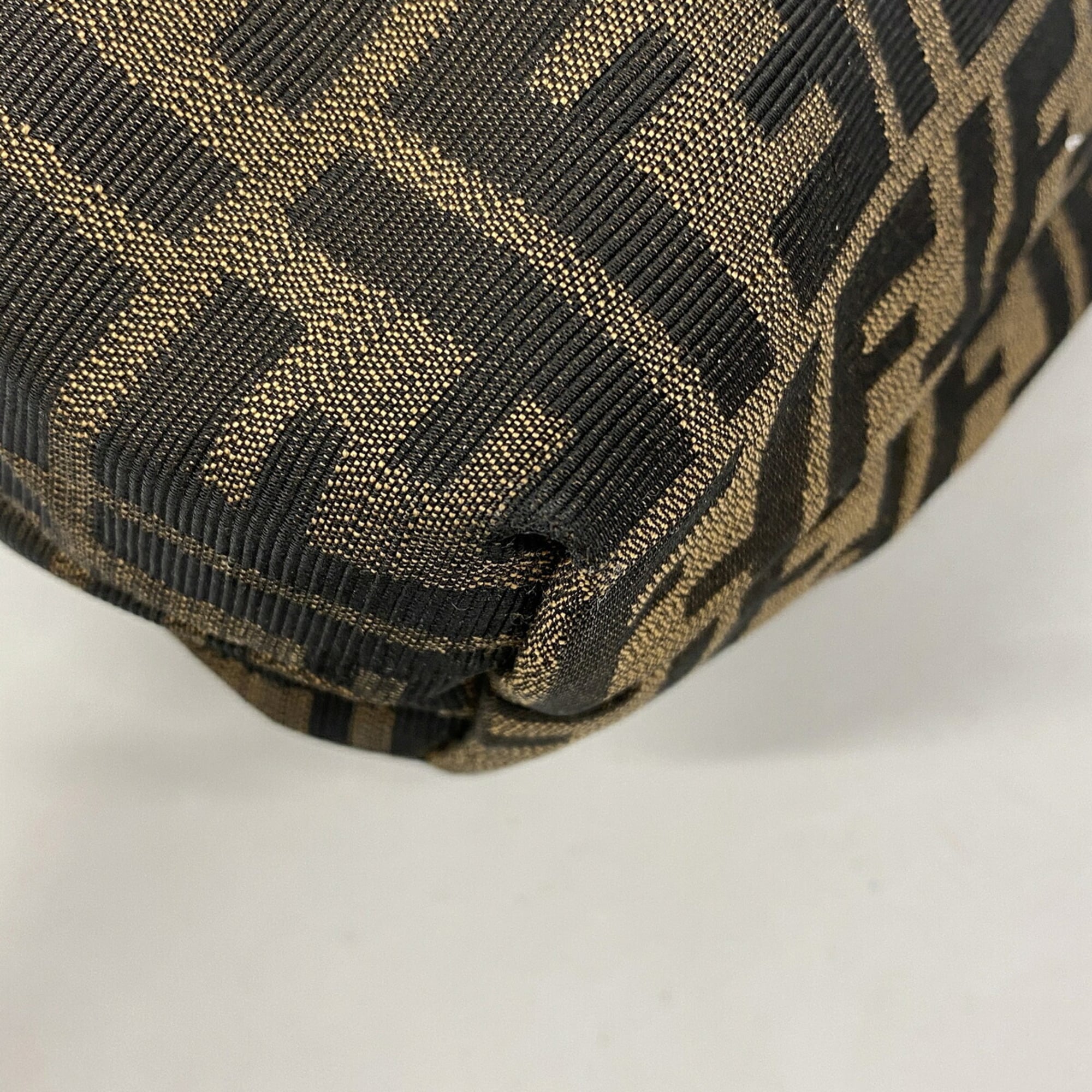 Fendi Brown Nylon Canvas Shoulder Bag (Pre-Owned)