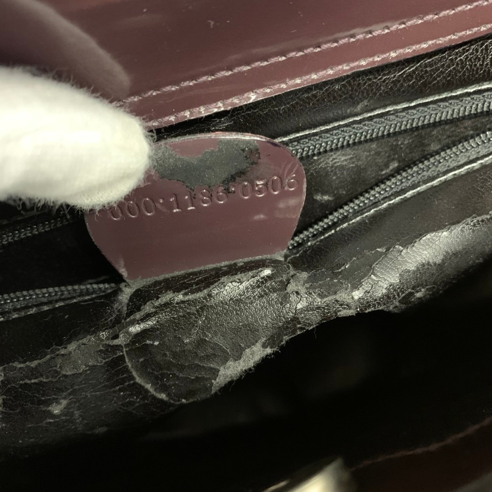 Gucci Brown Patent Leather Shoulder Bag (Pre-Owned)