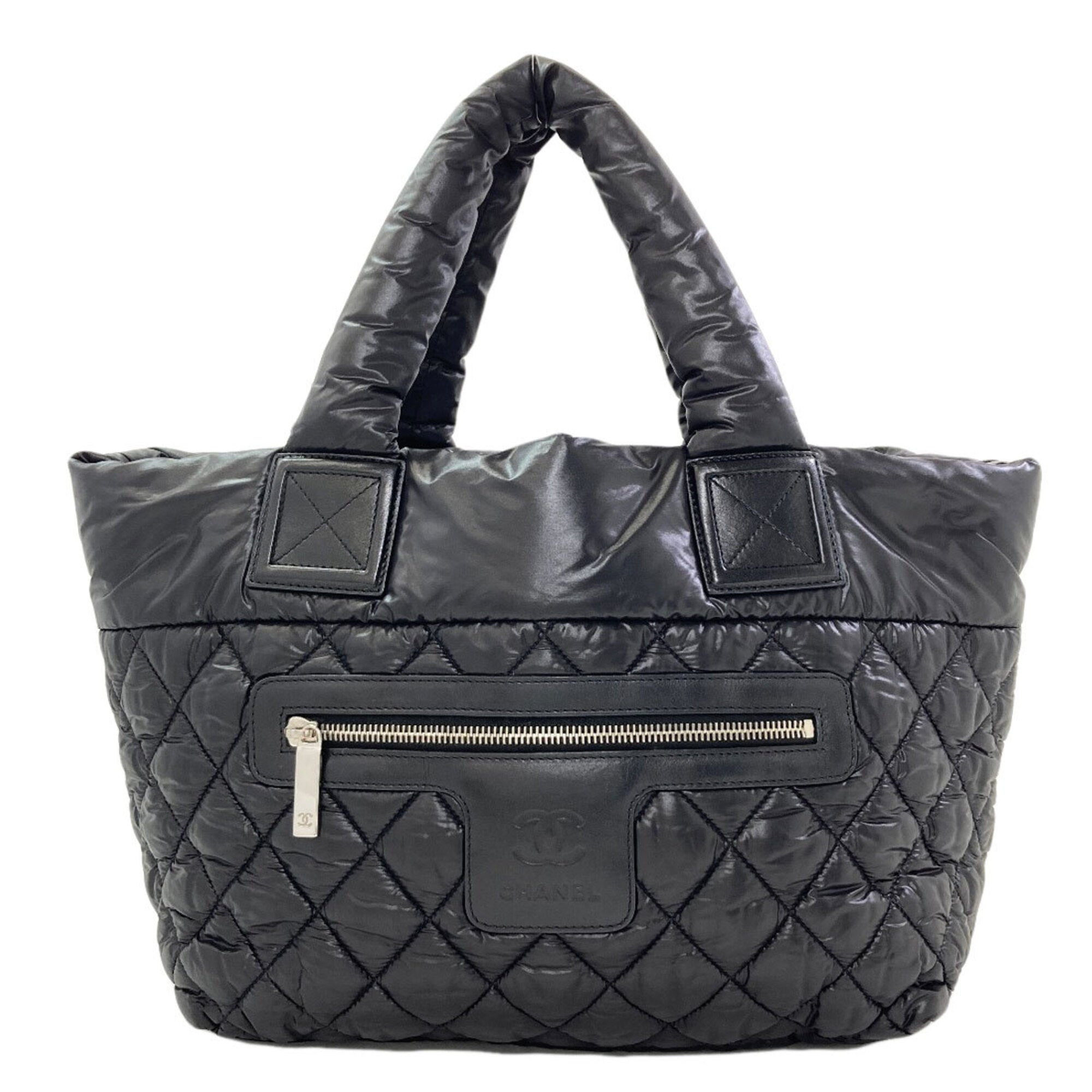 Chanel Black Nylon Handbag (Pre-Owned)