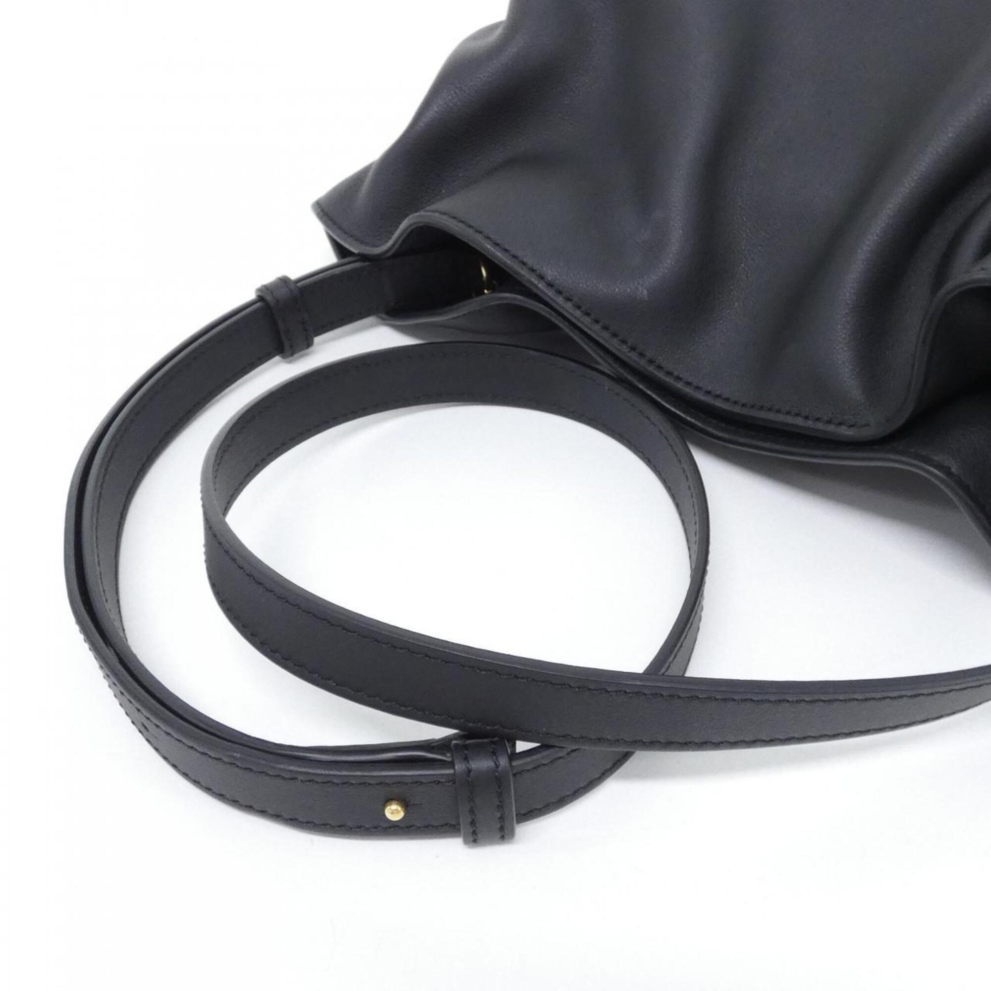 Loewe Black Leather Handbag (Pre-Owned)