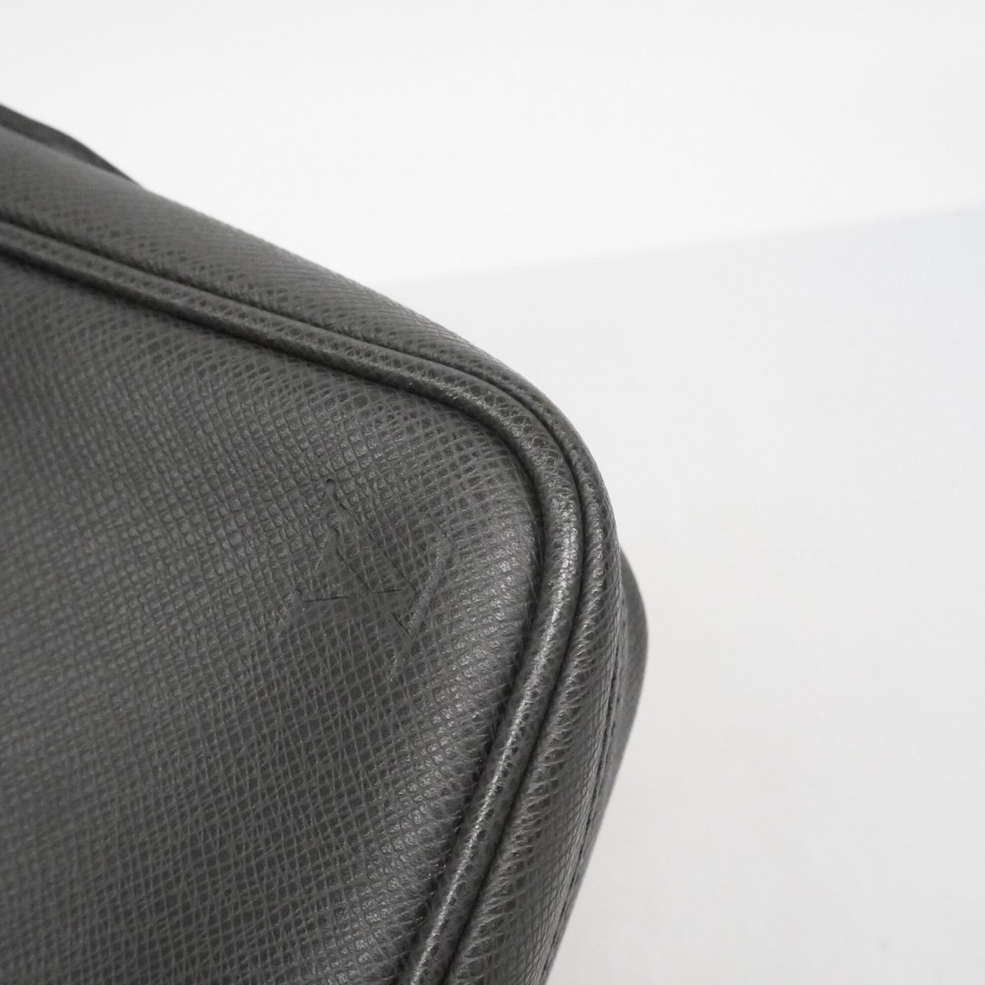 Louis Vuitton Ardoise Shoulder Bag (Pre-Owned)