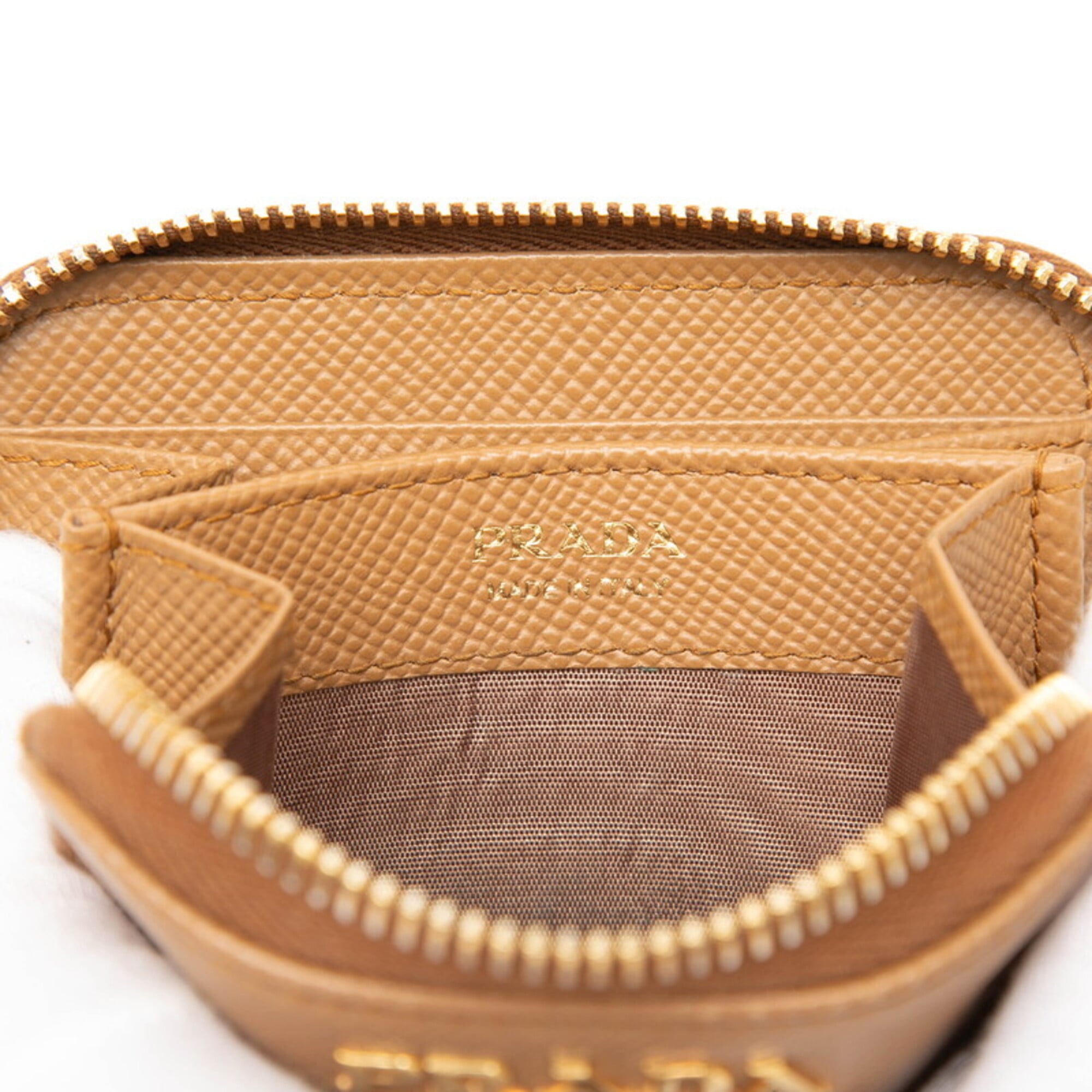 Prada Brown Leather Coin Purse/Coin Case (Pre-Owned)