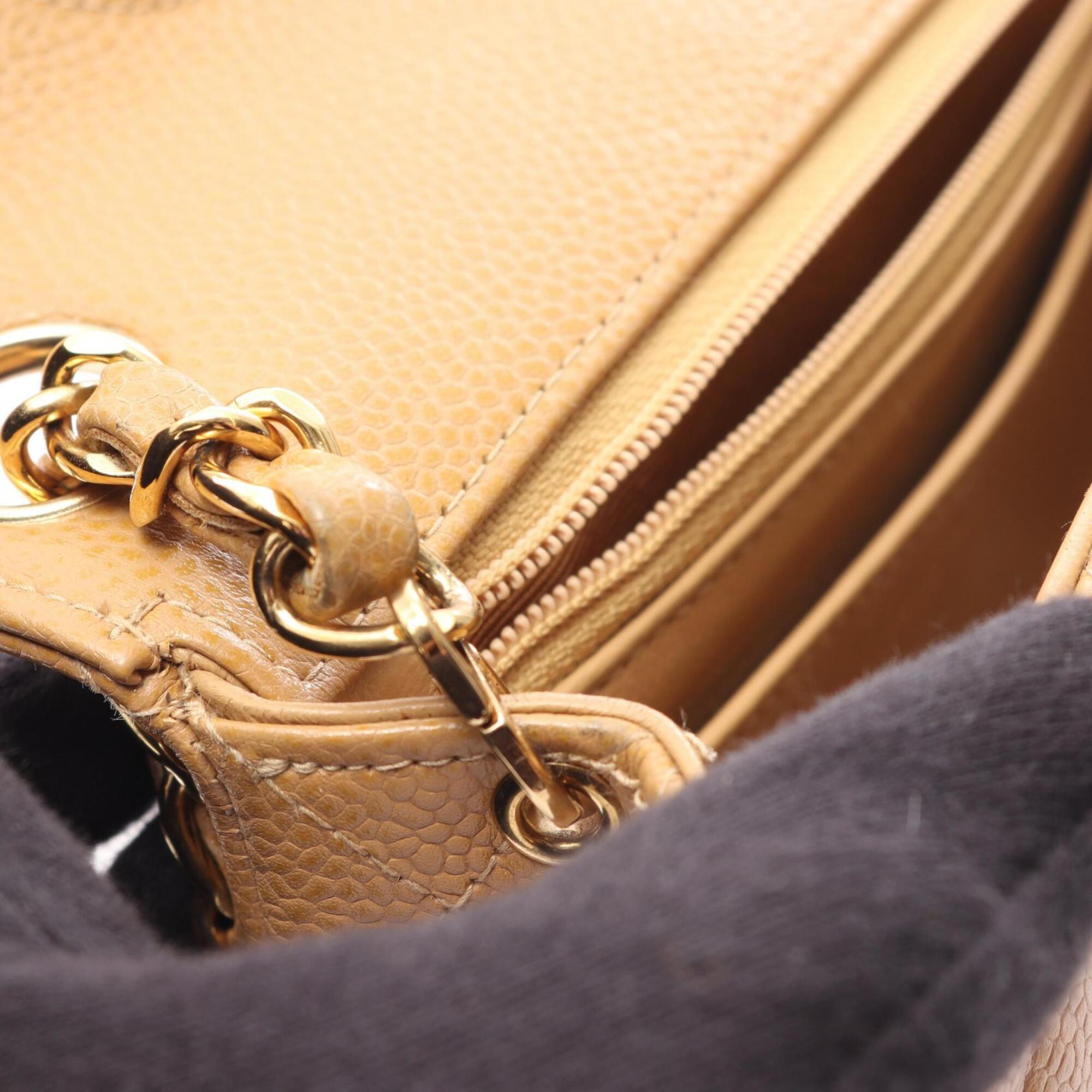 Chanel Beige Grained Calfskin Handbag Shoulder Bag (Pre-Owned)