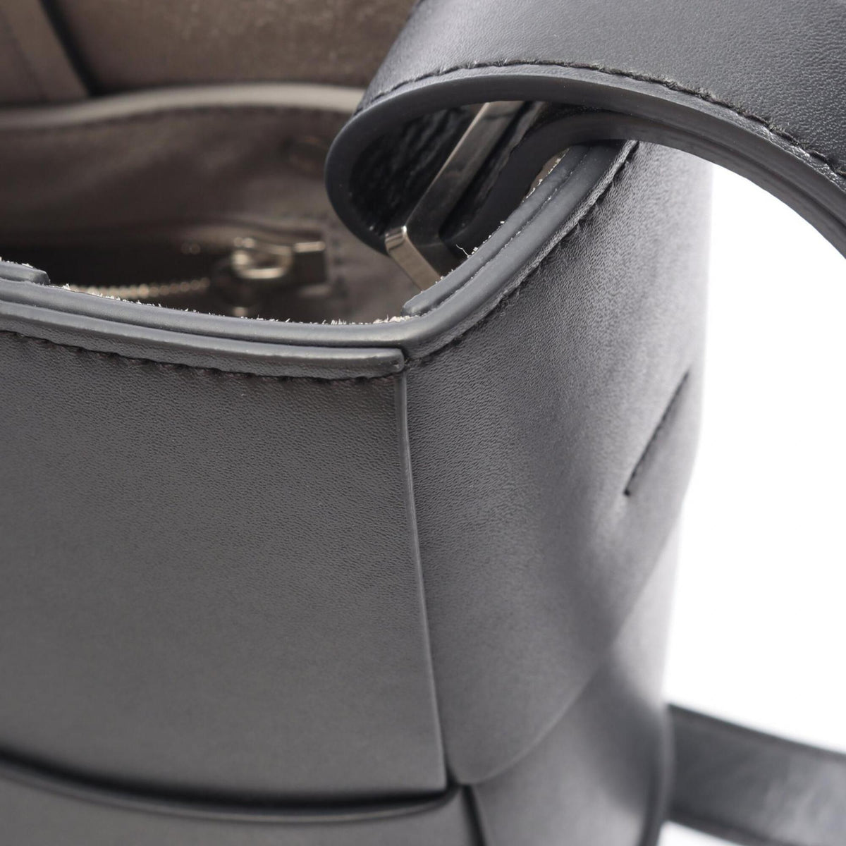 Bottega Veneta Gray Leather Handbag Tote Bag (Pre-Owned)