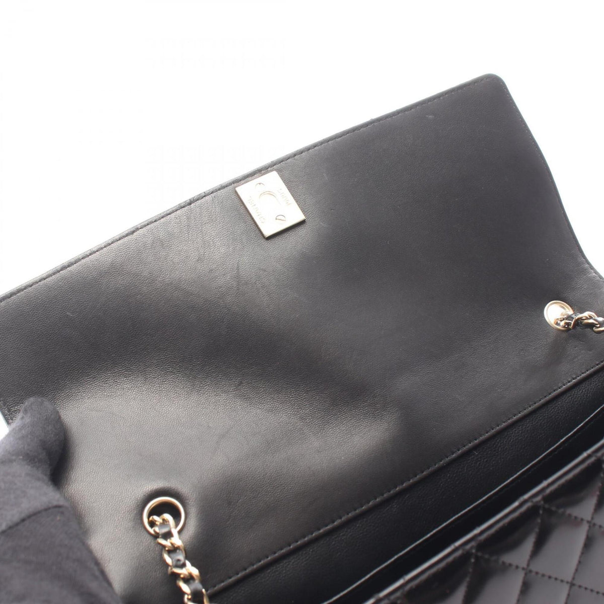 Chanel Matelasse Black Patent Leather Handbag Shoulder Bag (Pre-Owned)