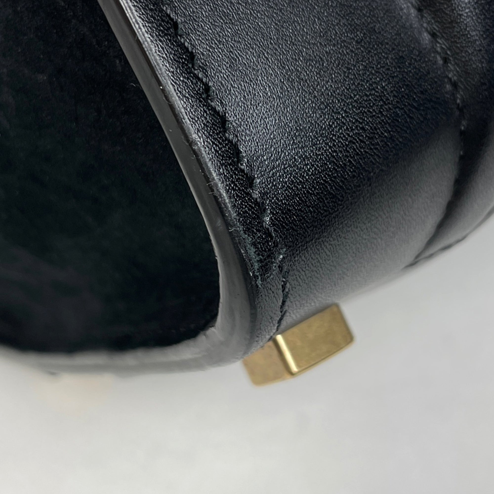 Celine Black White Leather Handbag (Pre-Owned)