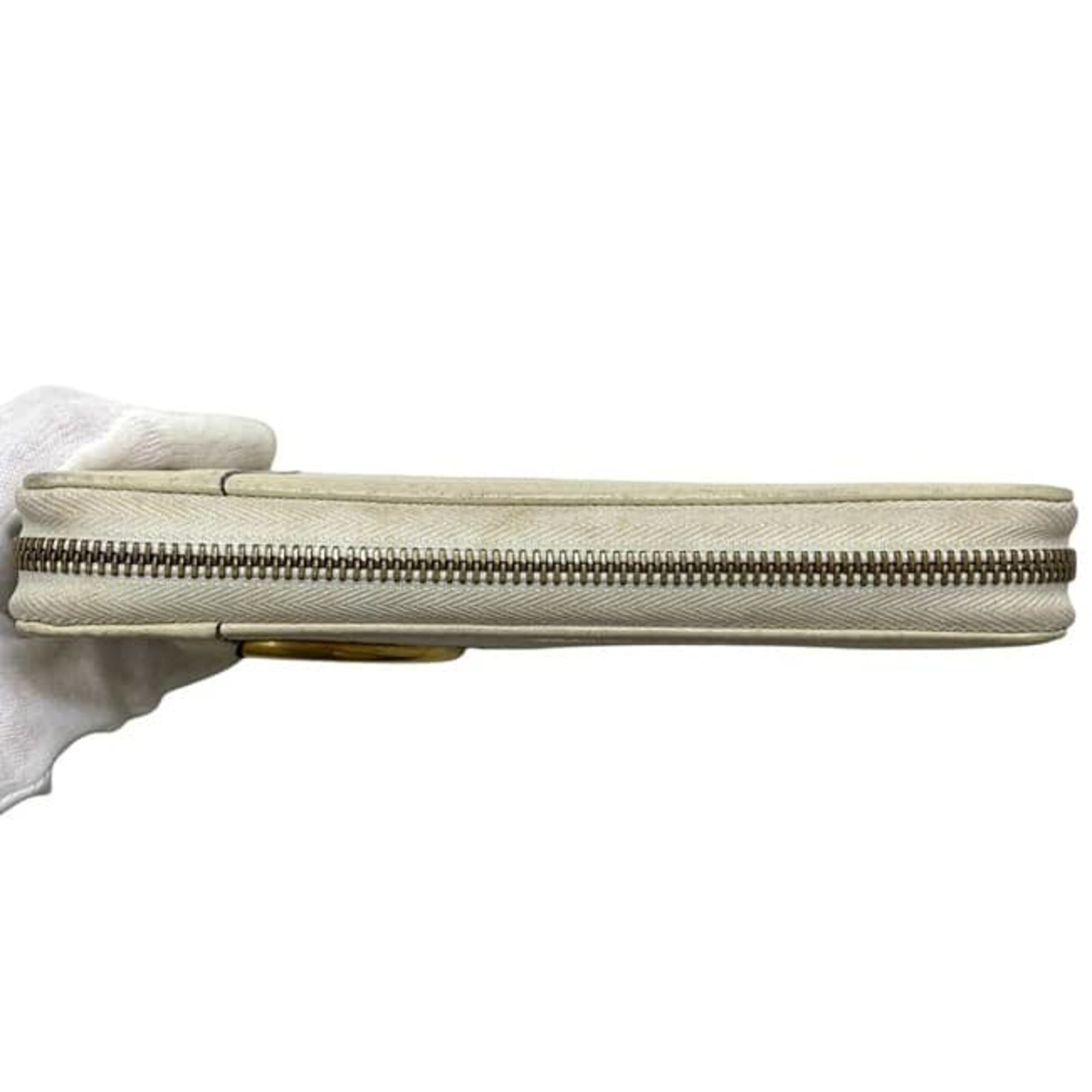 Gucci Beige Leather Long Wallet (Bi-Fold) (Pre-Owned)