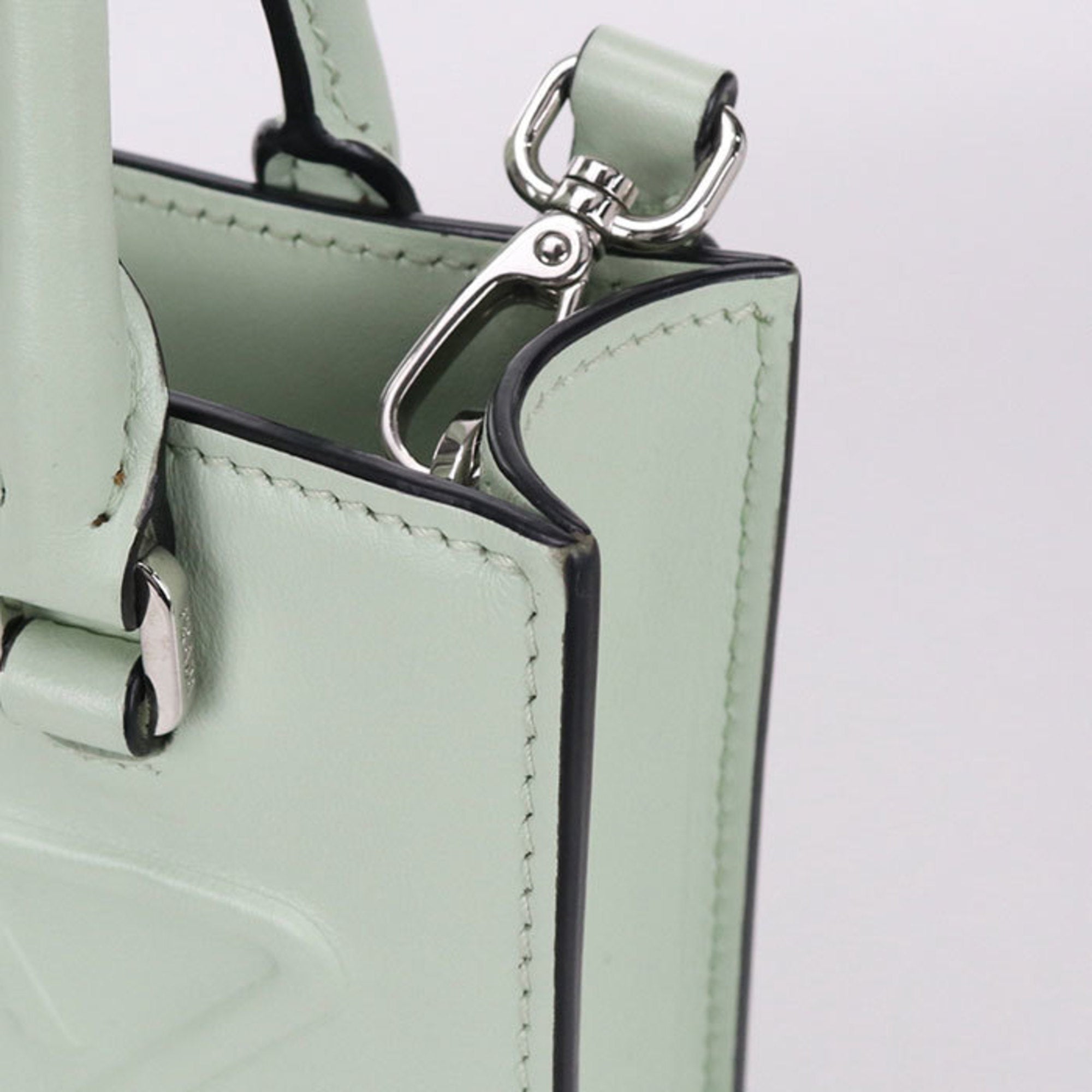 Prada Green Leather Handbag (Pre-Owned)