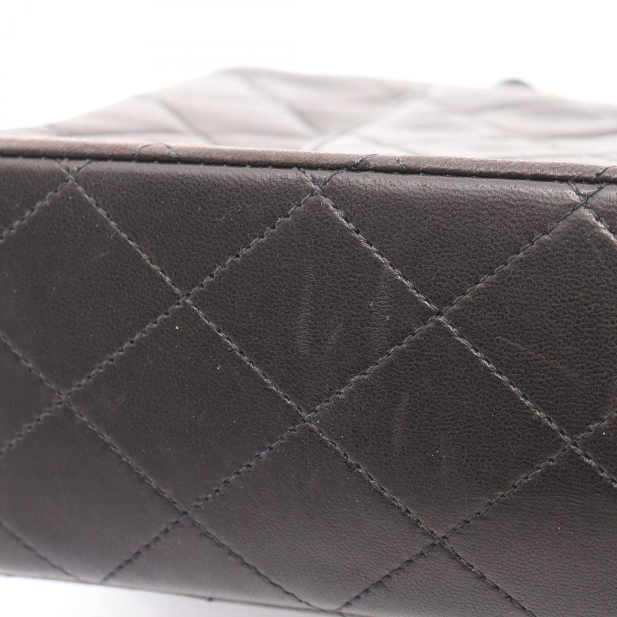 Chanel Black Leather Handbag Shoulder Bag (Pre-Owned)