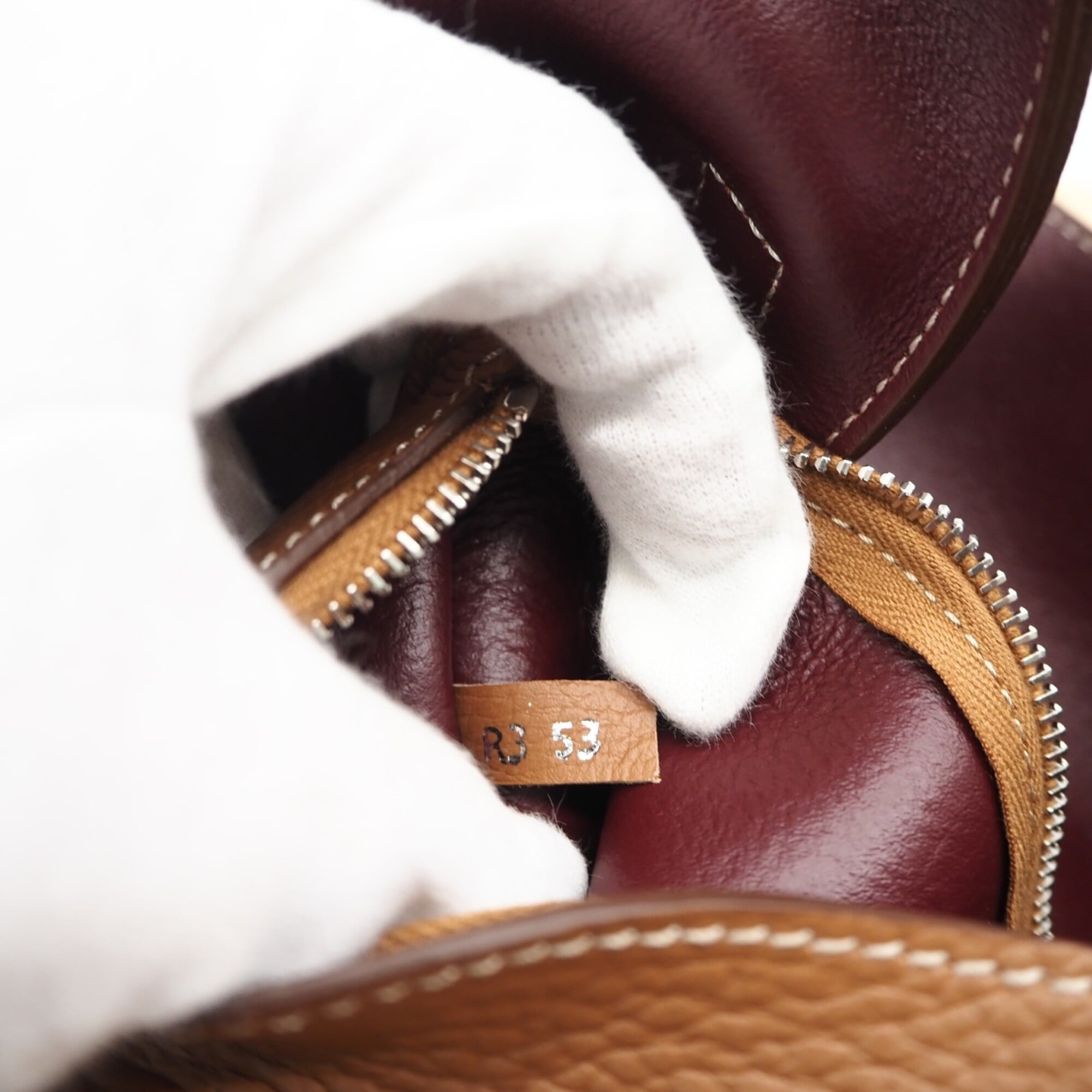 Tod's Brown Leather Handbag (Pre-Owned)