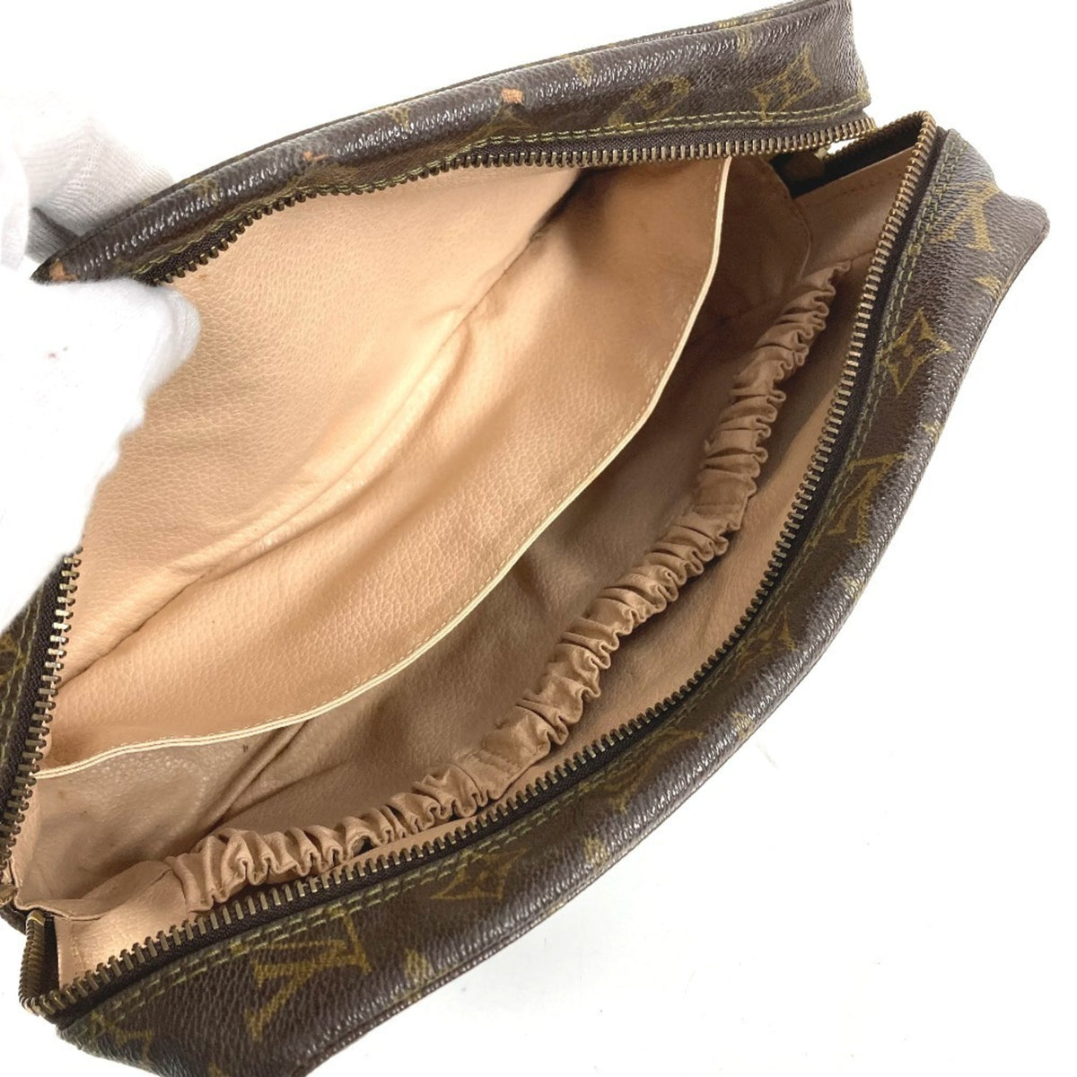 Louis Vuitton Brown Monogram Canvas Clutch Bag Pouch (Pre-Owned)
