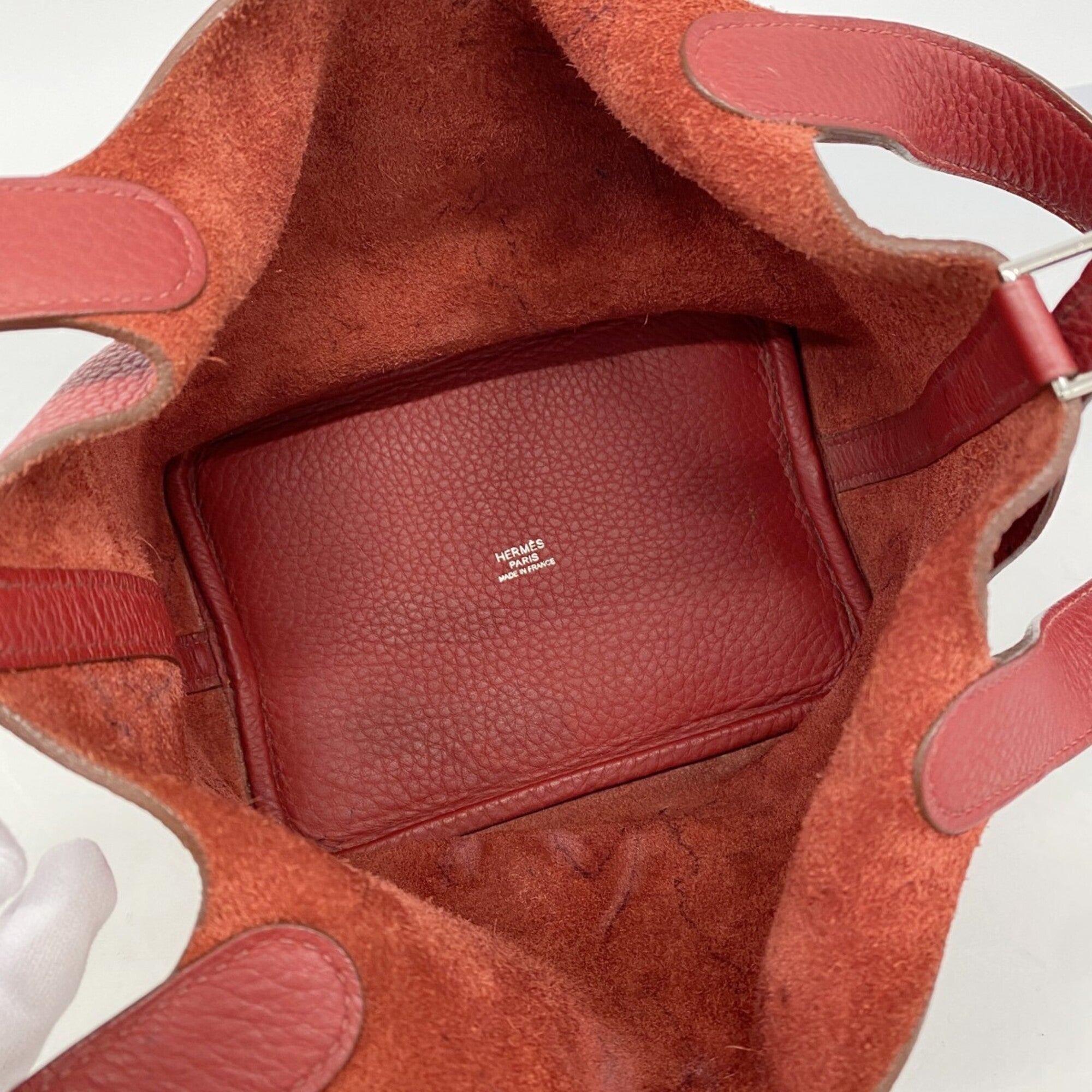 Hermes Rouge Casaque Taurillon Clemence Leather Handbag (Pre-Owned)