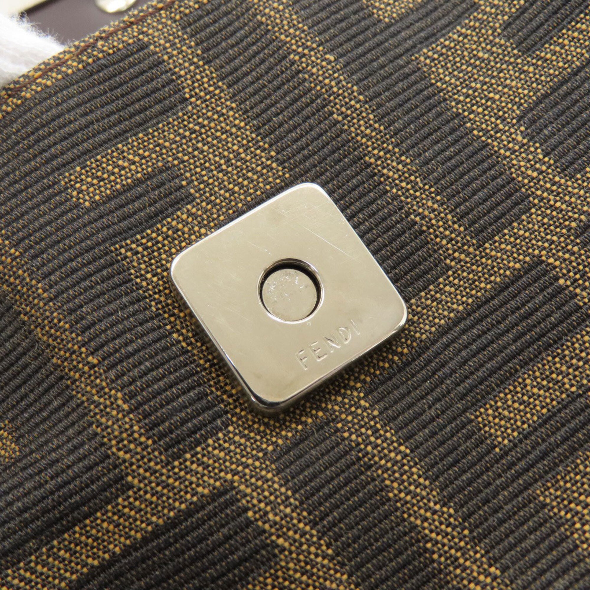 Fendi Brown Canvas Shoulder Bag (Pre-Owned)