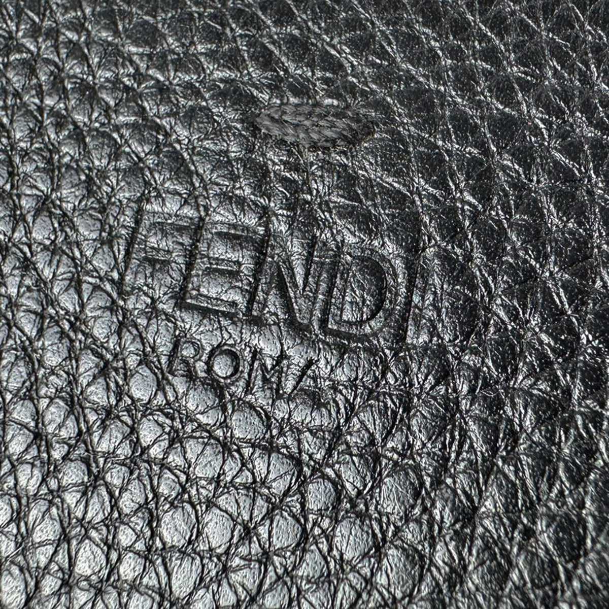 Fendi Black Leather Messenger Bag Shoulder Bag (Pre-Owned)