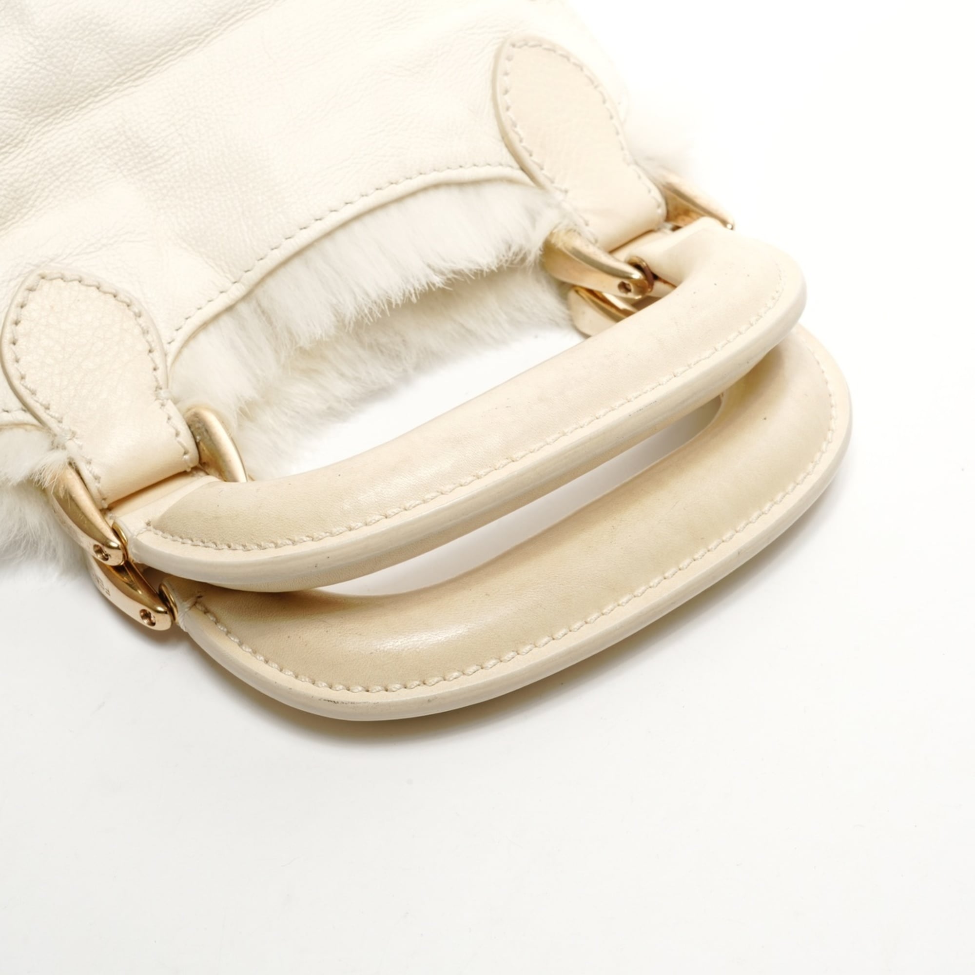 Fendi White Fur Leather Shoulder Bag (Pre-Owned)