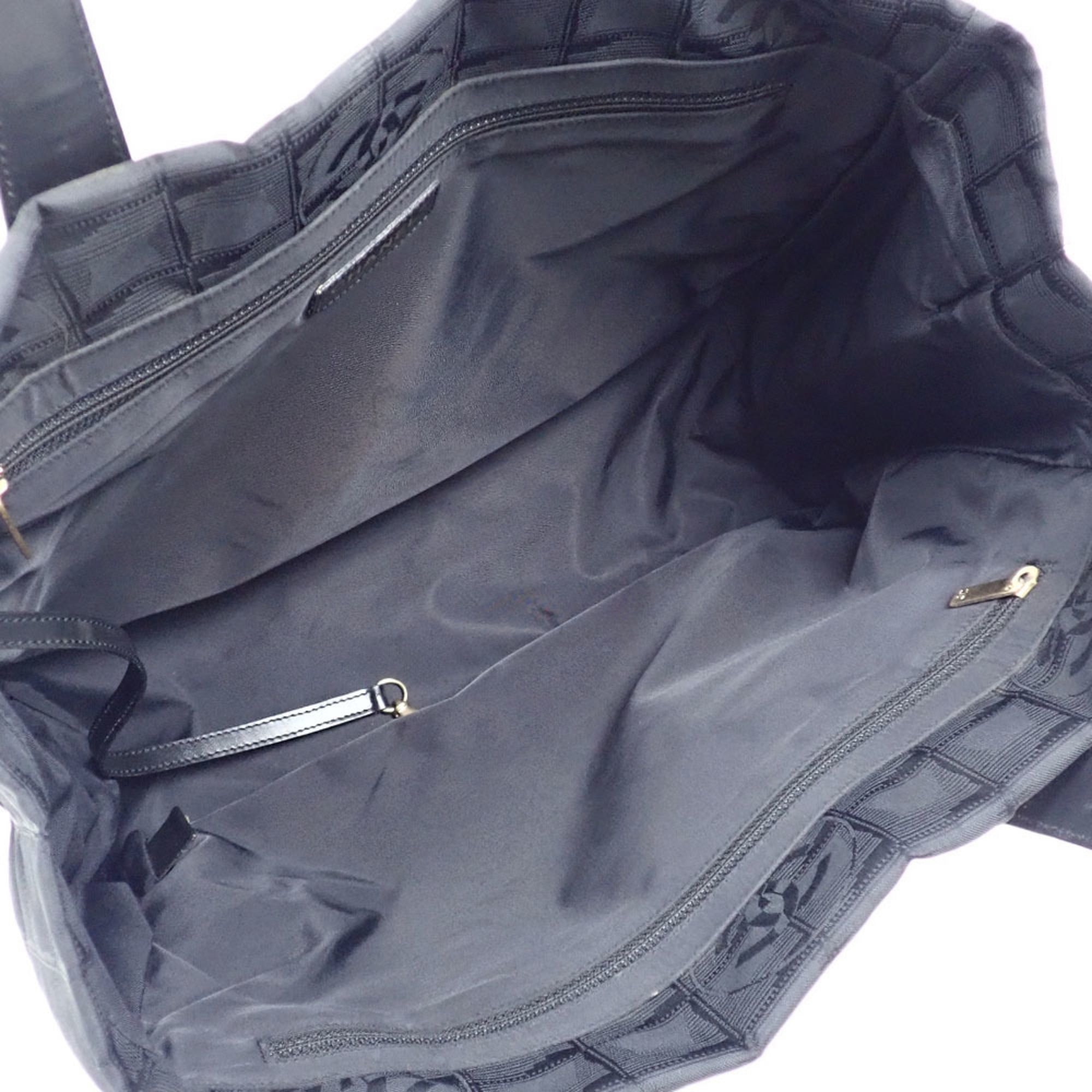 Chanel New Travel Line Black Nylon Tote Bag (Pre-Owned)