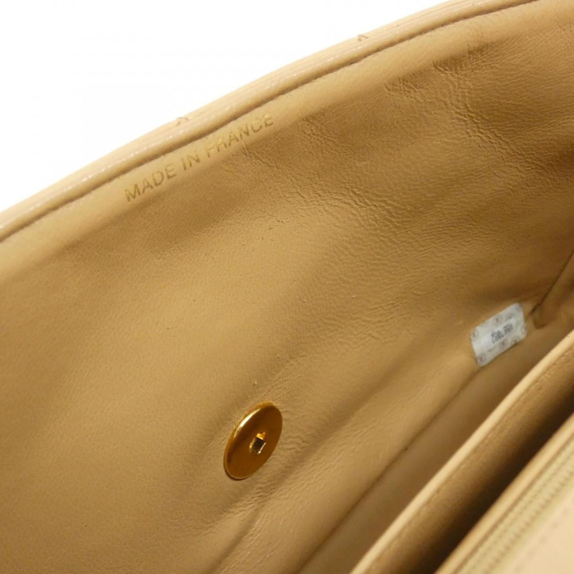 Chanel Beige Leather Shoulder Bag (Pre-Owned)