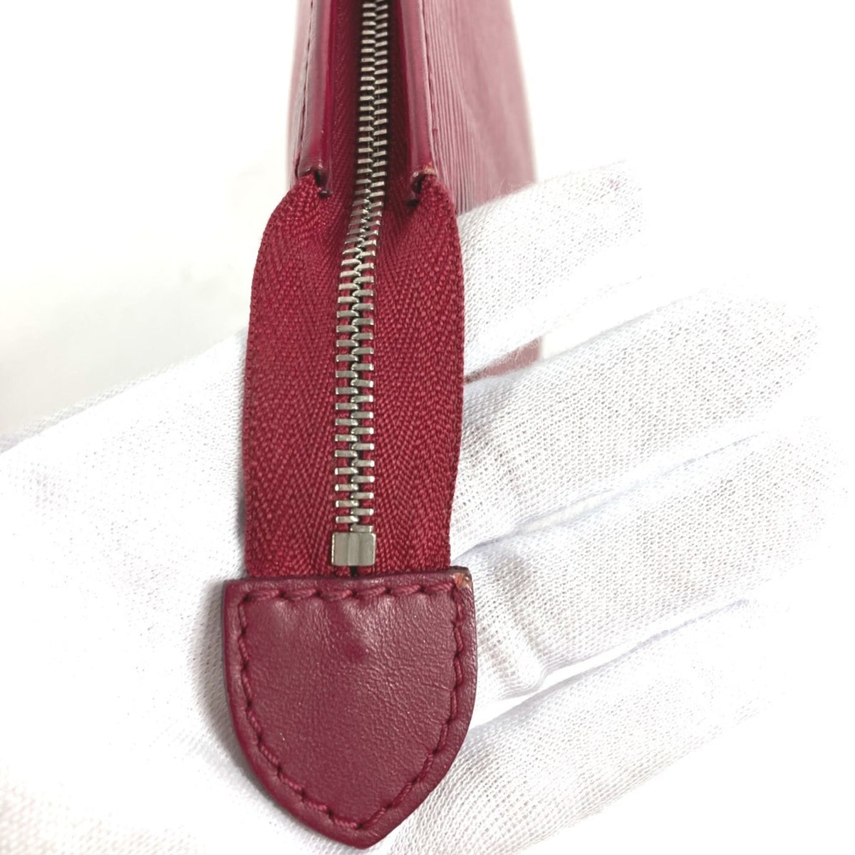 Louis Vuitton Fuchsia Red Color Epi Leather Clutch Bag Pouch (Pre-Owned)