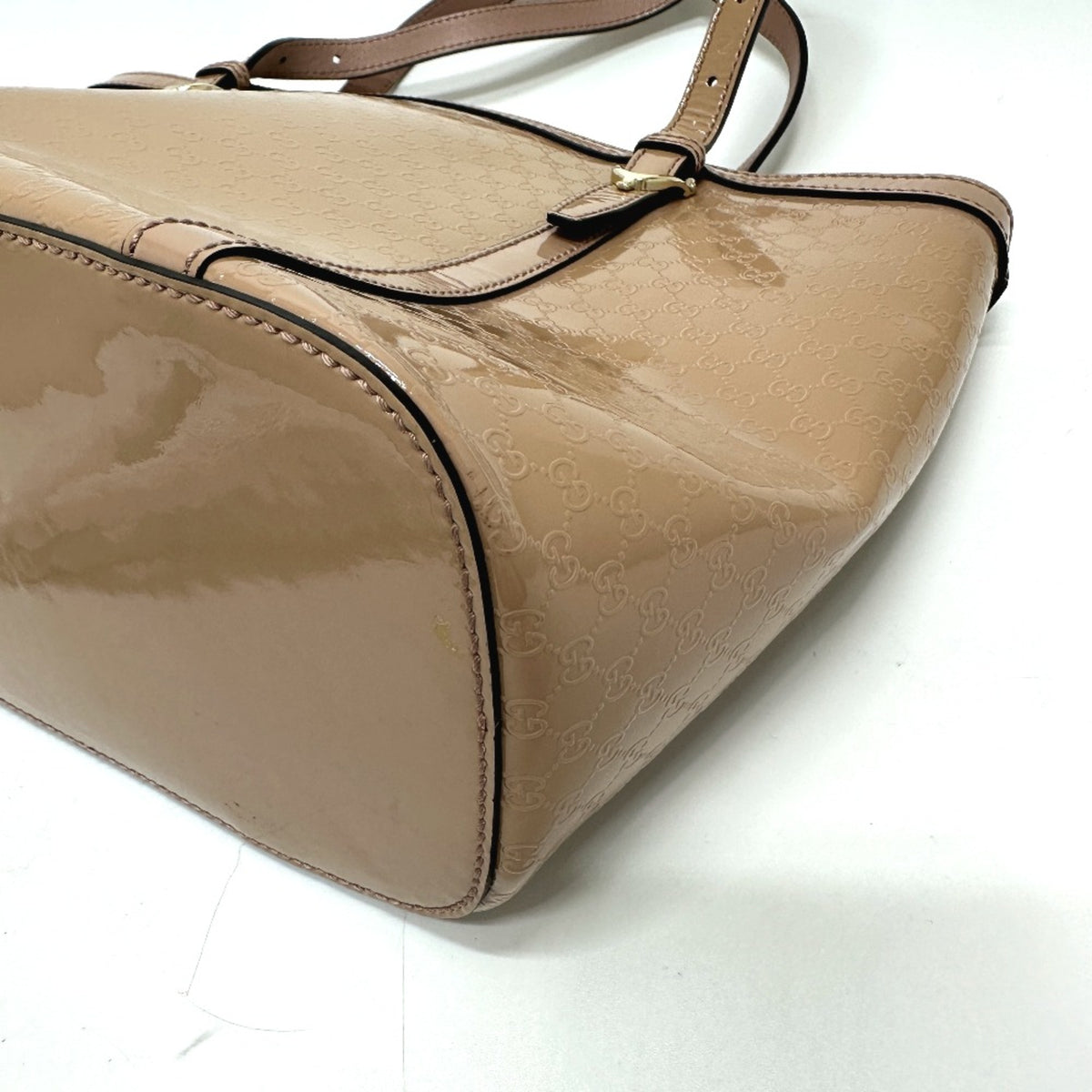 Gucci Beige Patent Leather Tote Bag (Pre-Owned)