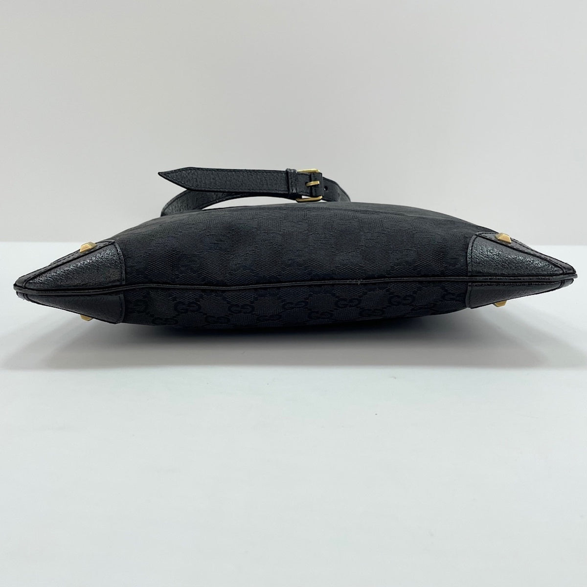 Gucci Black Shoulder Bag (Pre-Owned)