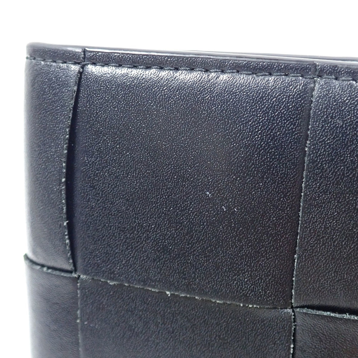 Bottega Veneta Black Leather Wallet (Bi-Fold) (Pre-Owned)