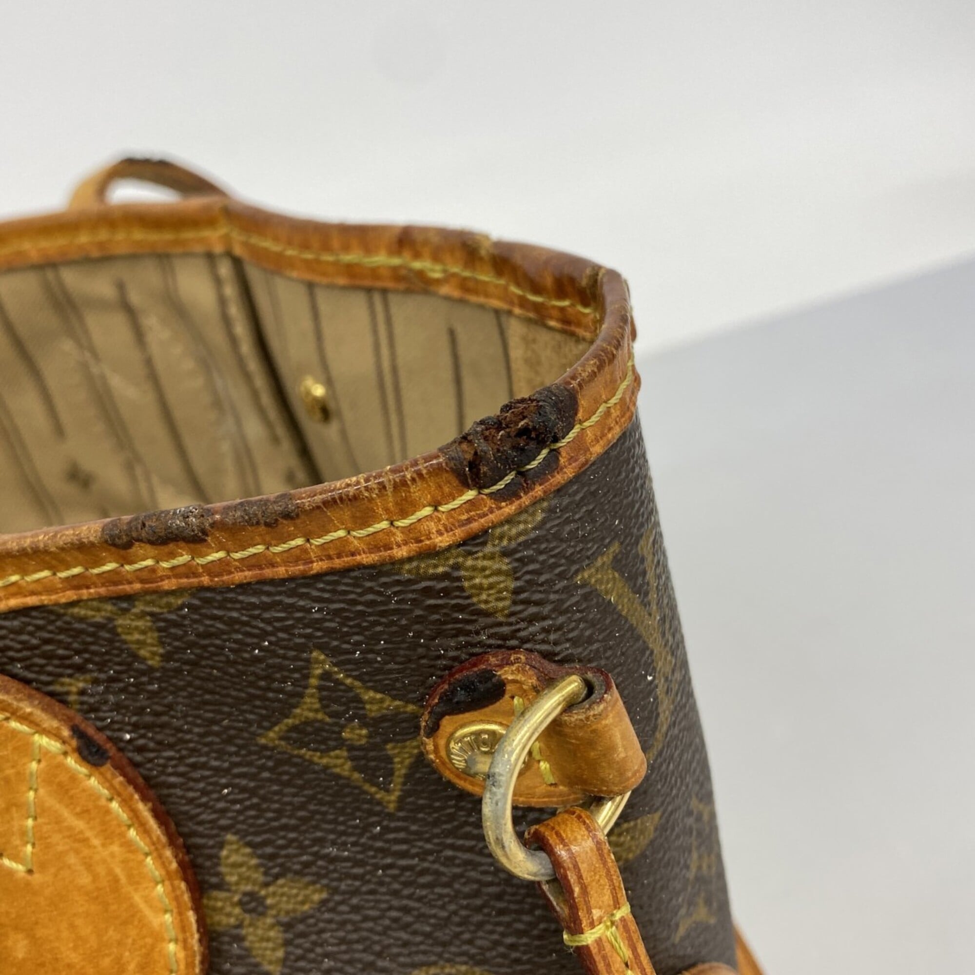 Louis Vuitton Brown Tote Bag (Pre-Owned)