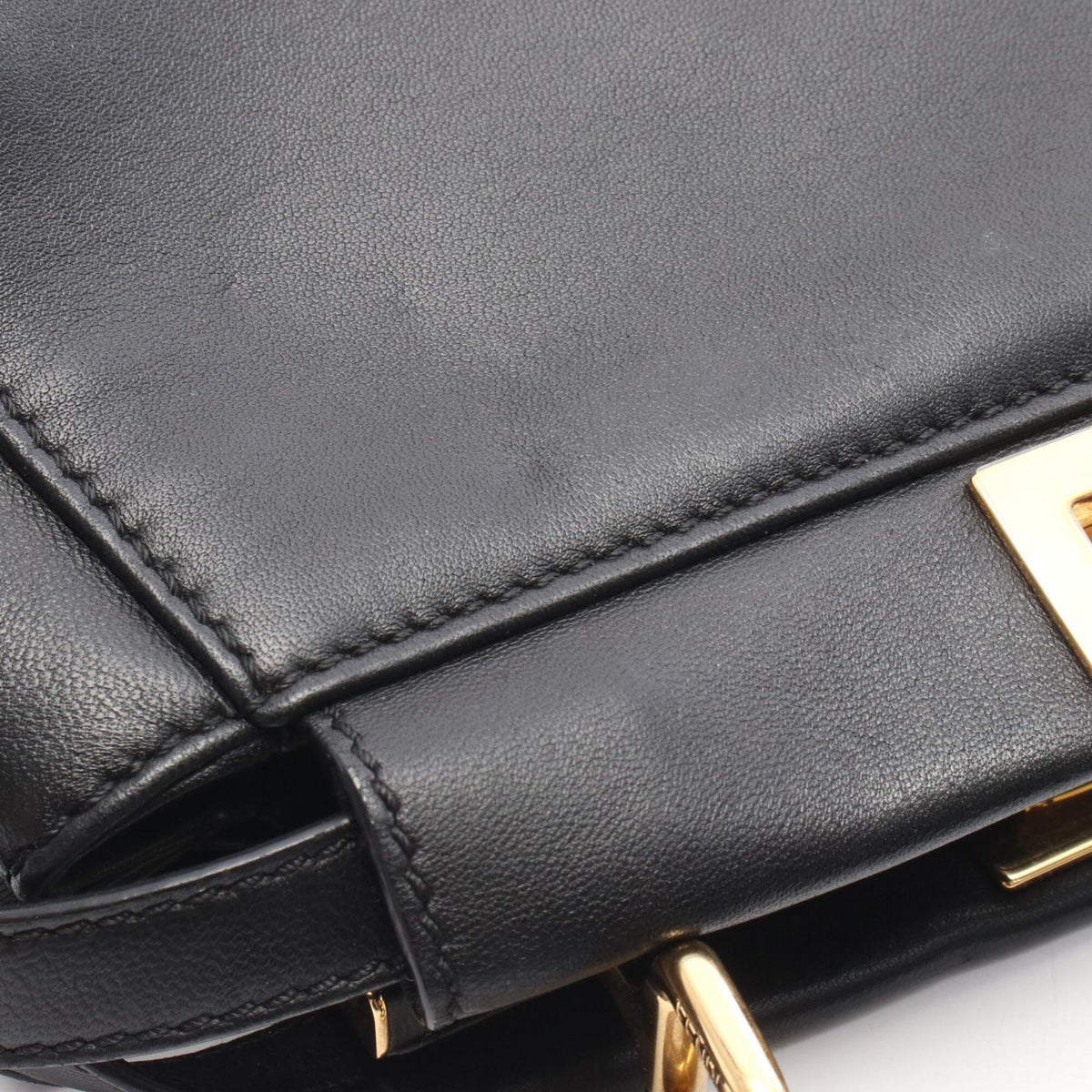 Fendi Black Leather Handbag (Pre-Owned)