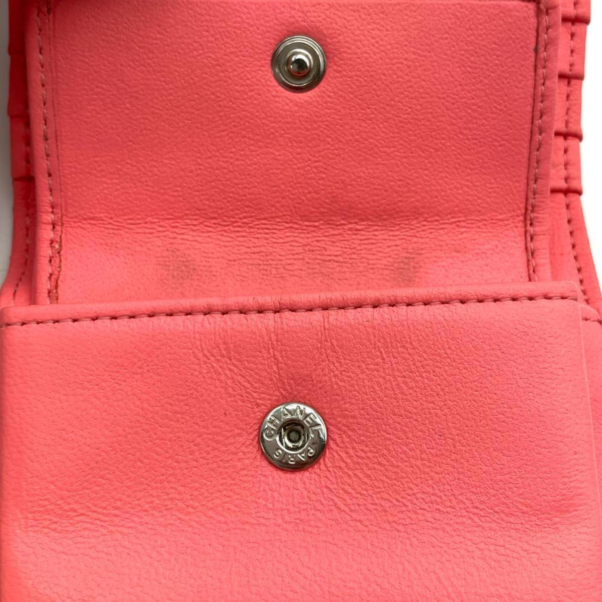 Chanel Pink Leather Wallet (Bi-Fold) (Pre-Owned)