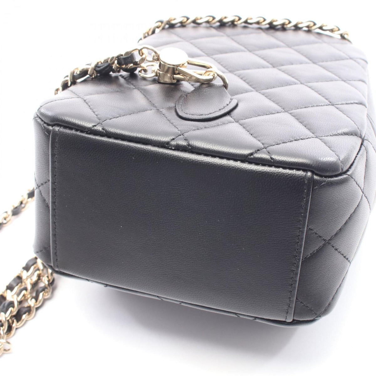 Chanel Black Leather Backpack Handbag (Pre-Owned)