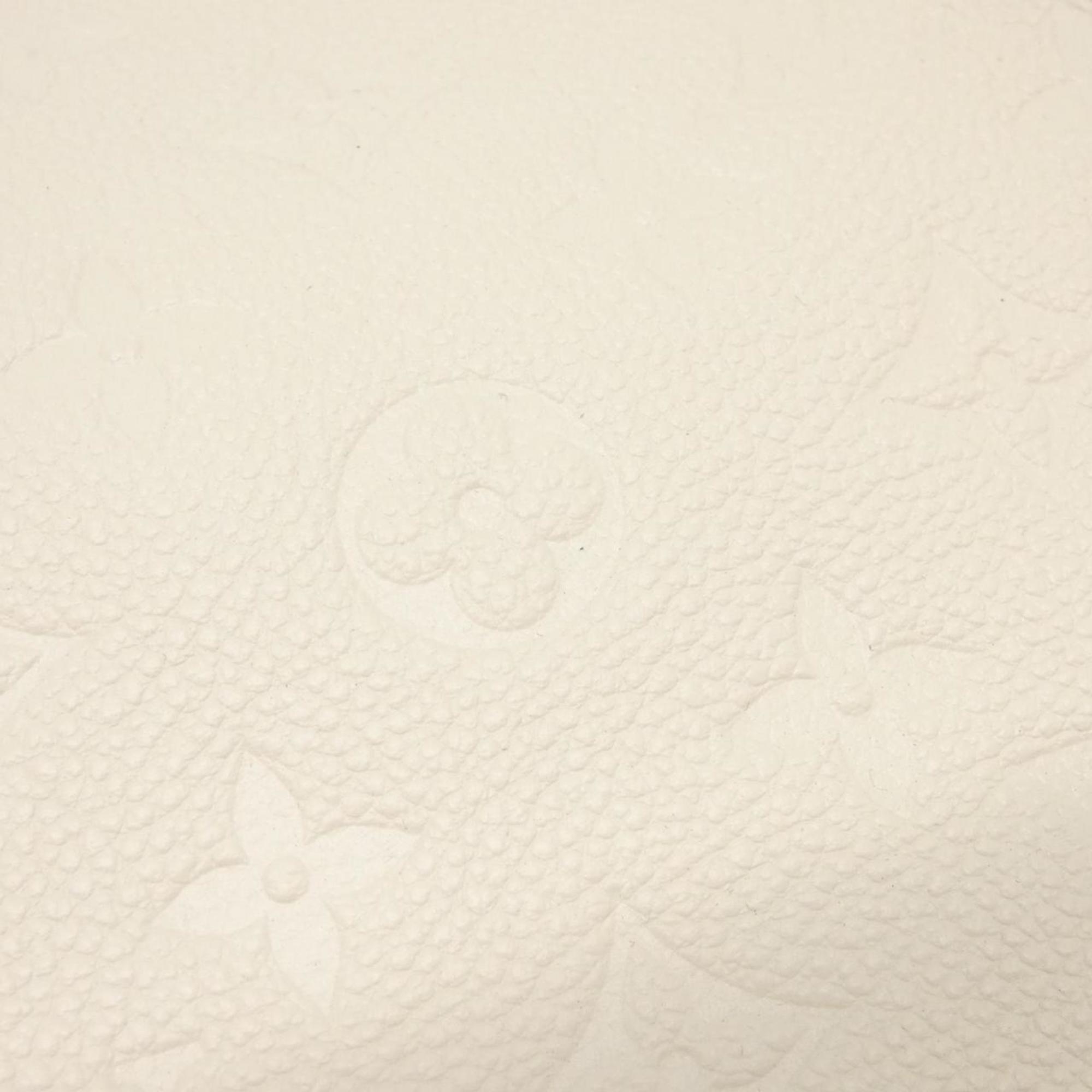 Louis Vuitton Beige Leather Handbag (Pre-Owned)